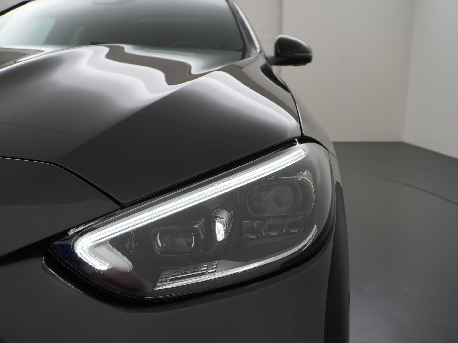 Mercedes-Benz C-Klasse Estate 300 e Business Solution AMG 17