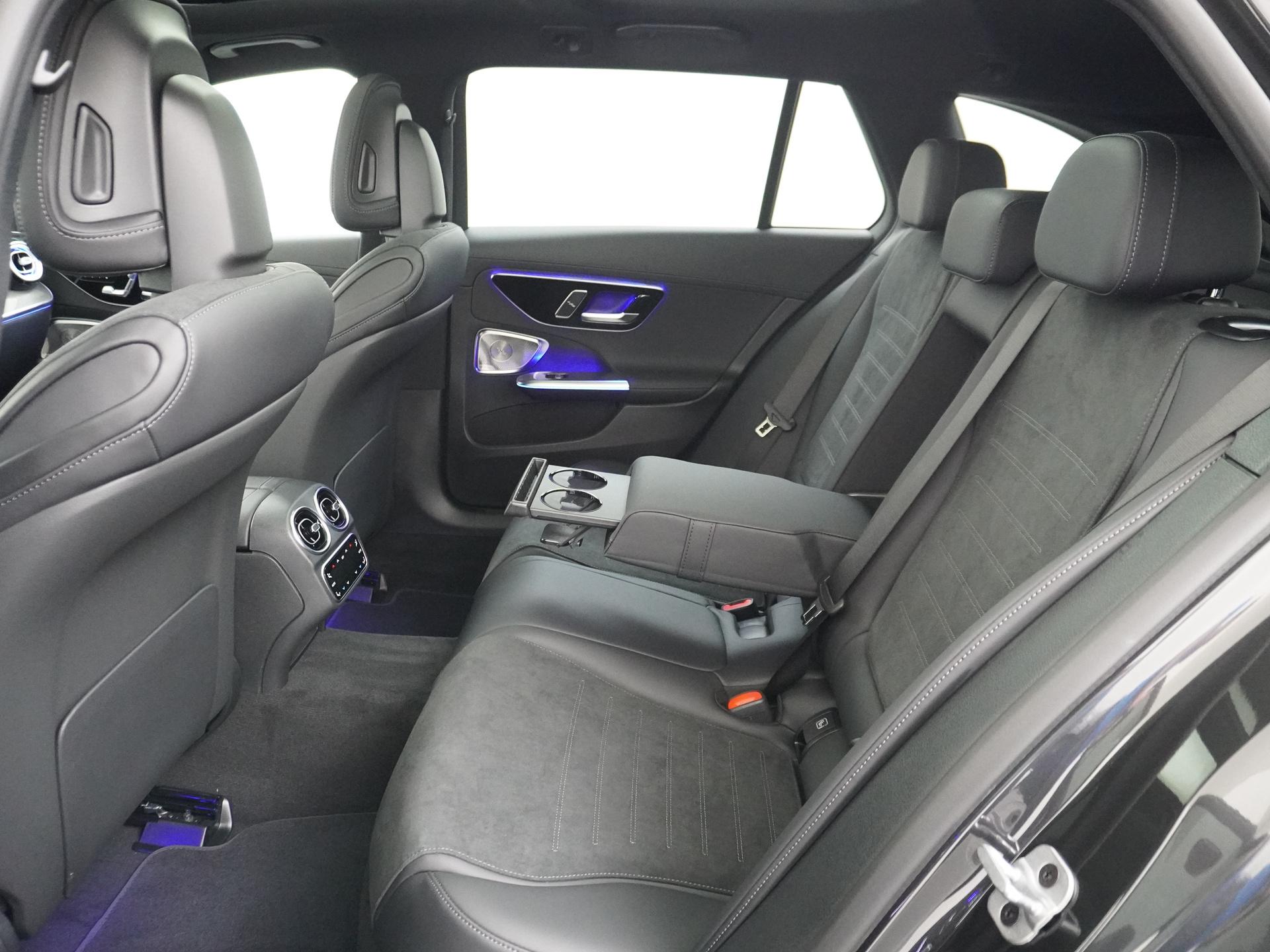 Mercedes-Benz C-Klasse Estate 300 e Business Solution AMG 25