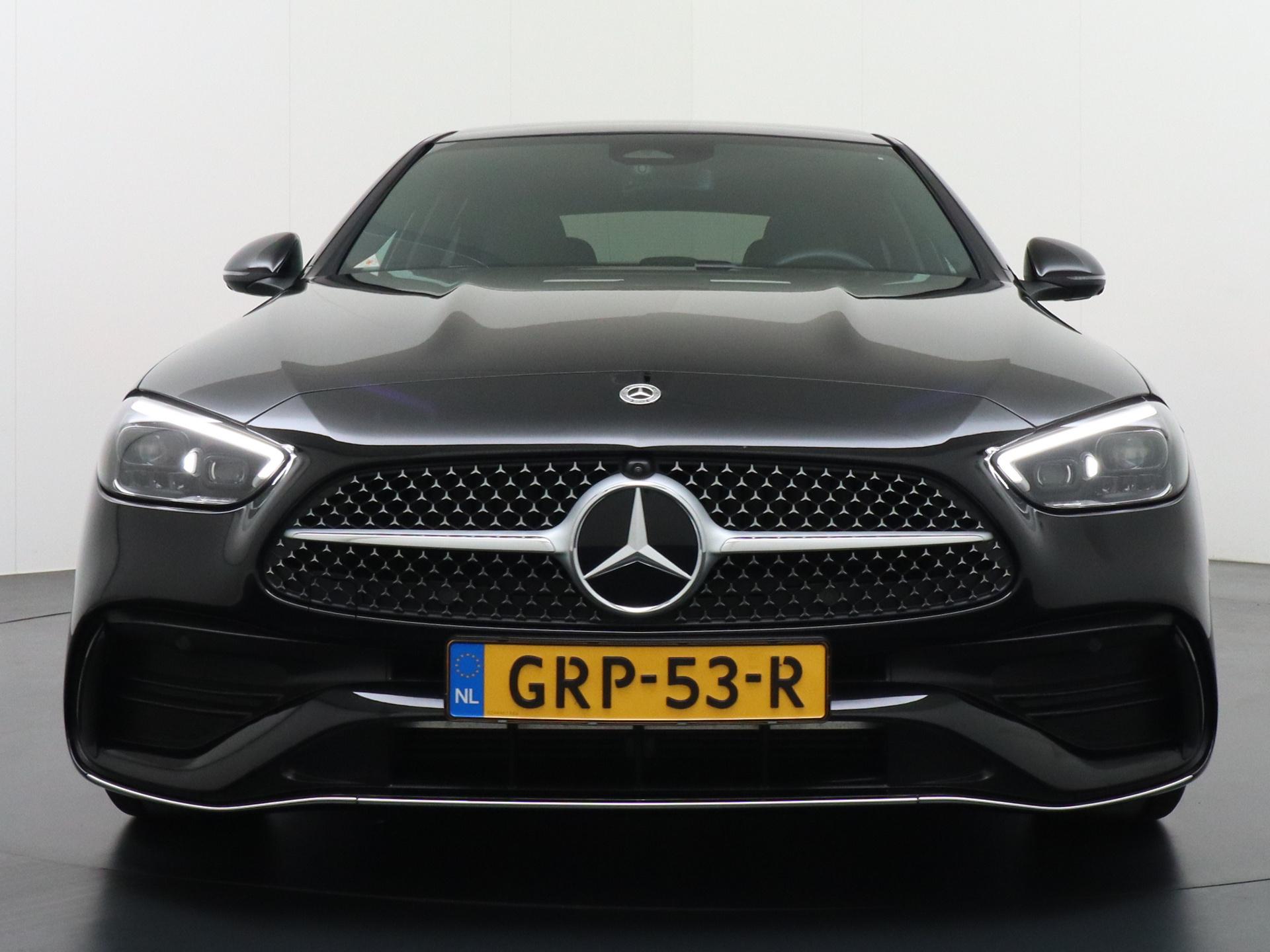 Mercedes-Benz C-Klasse 180 AMG Line 10