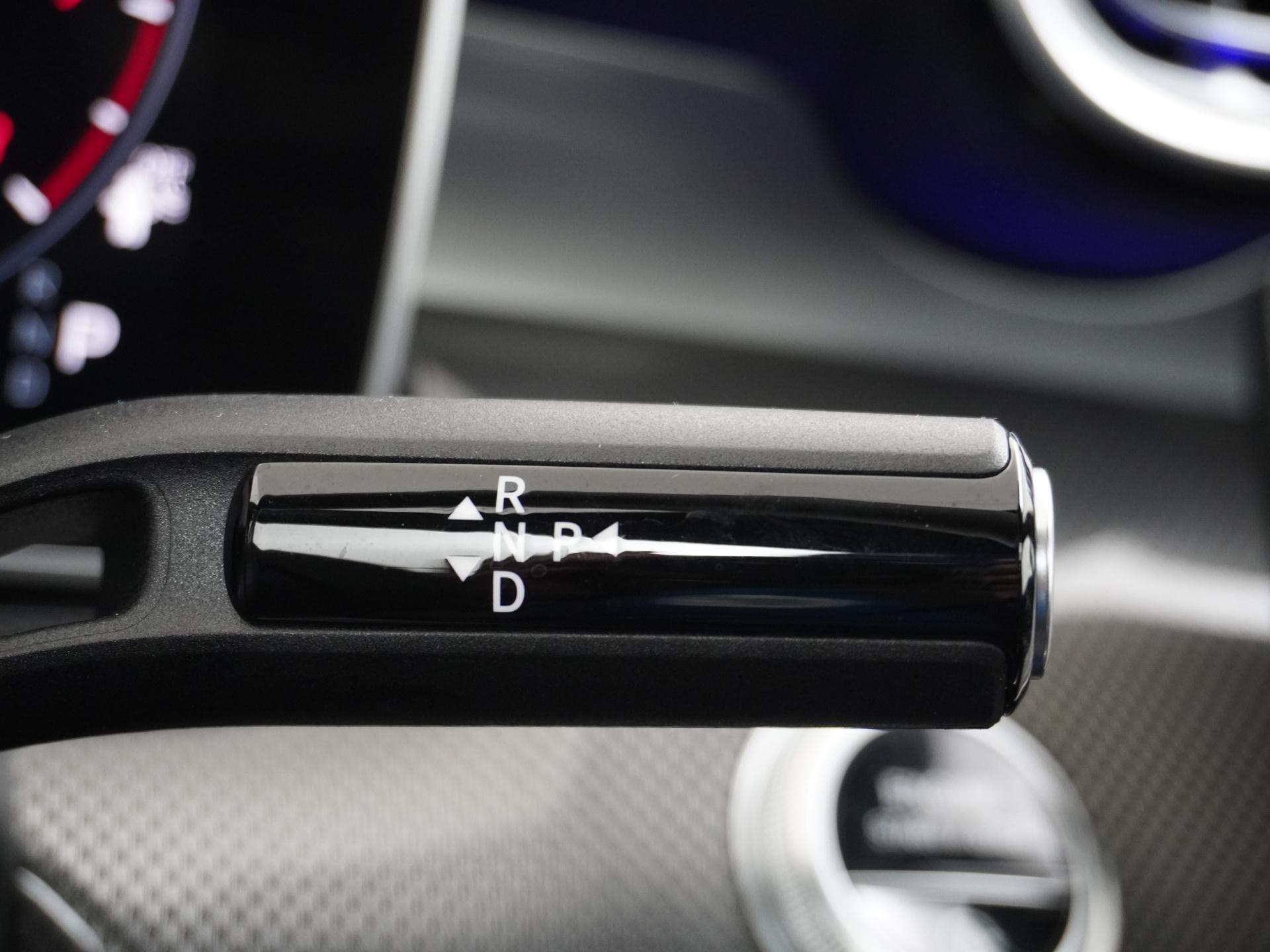 Mercedes-Benz C-Klasse 180 AMG Line 29