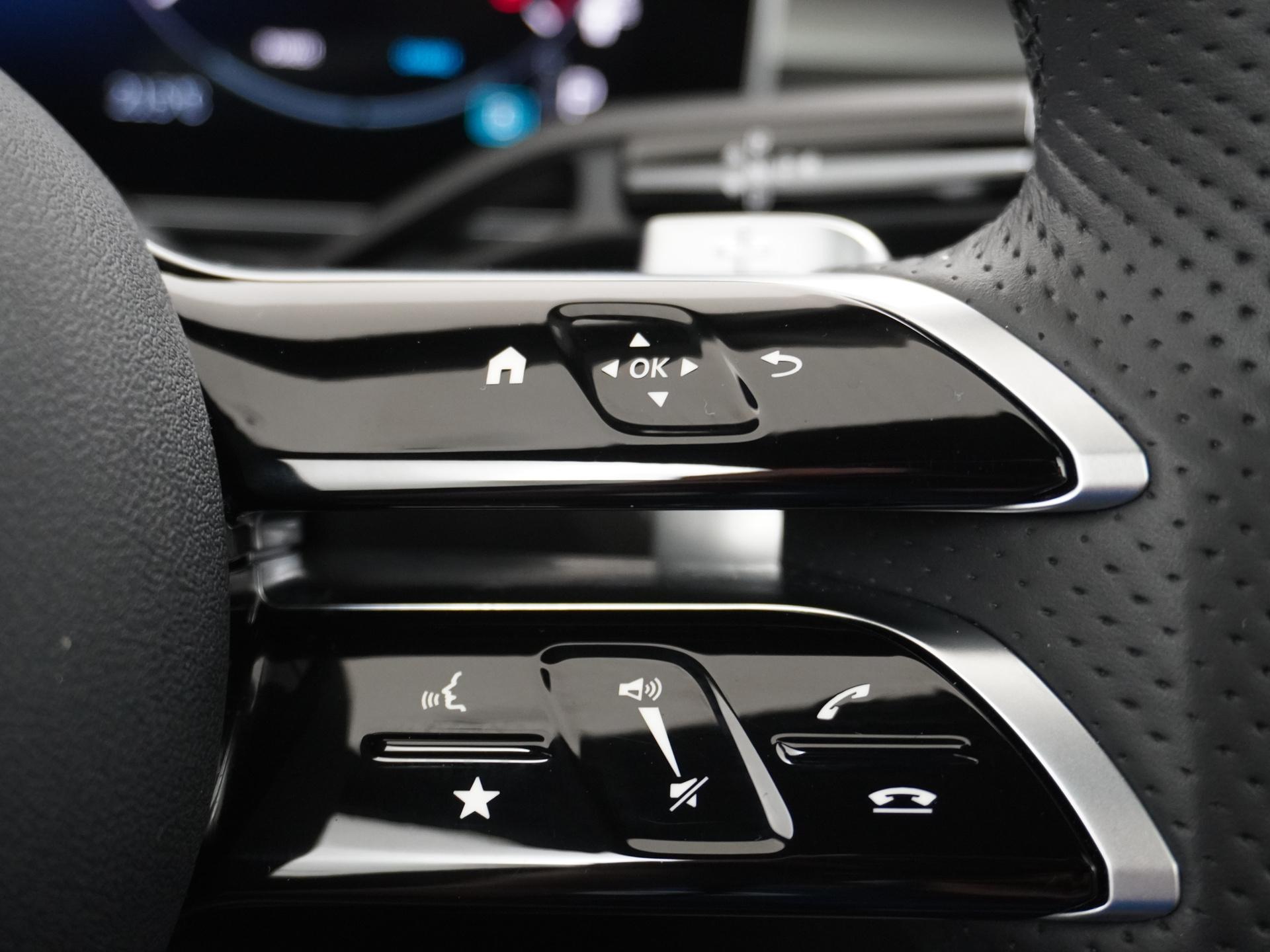 Mercedes-Benz C-Klasse 180 AMG Line 32