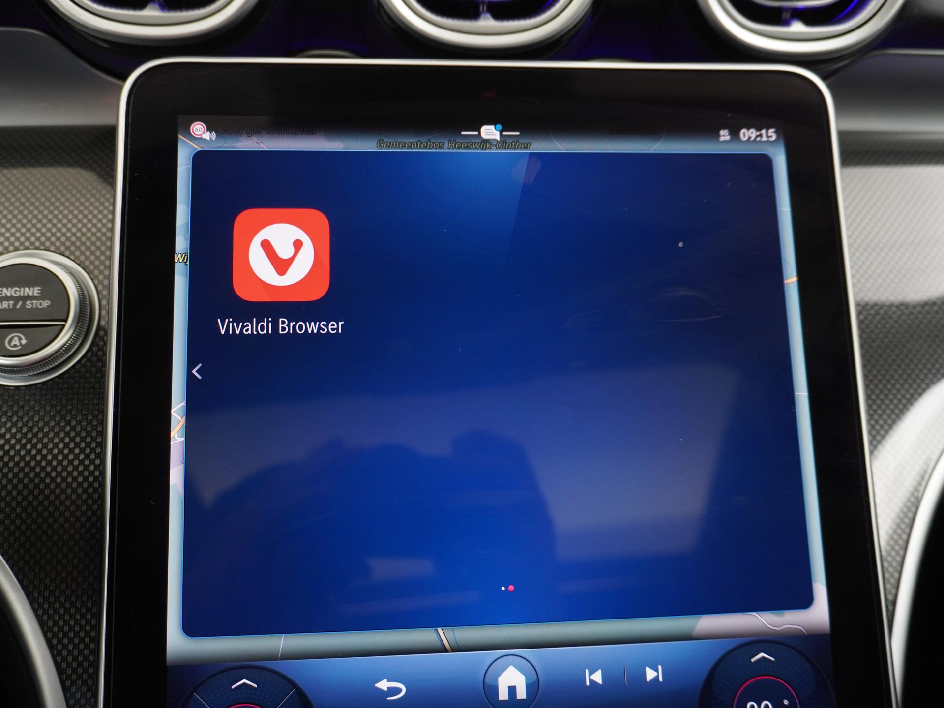 Mercedes-Benz C-Klasse 180 AMG Line 37