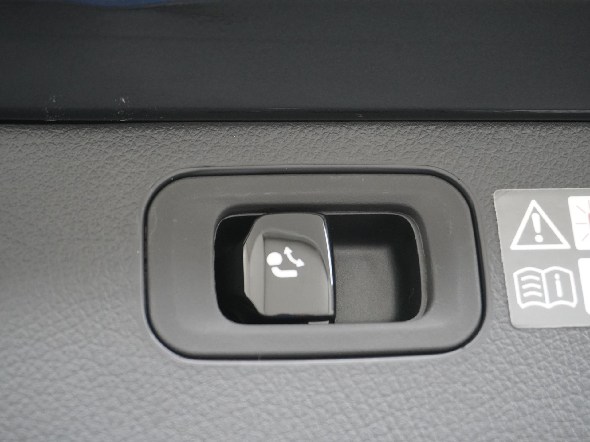 Mercedes-Benz C-Klasse Estate 300 e Business Solution AMG 15