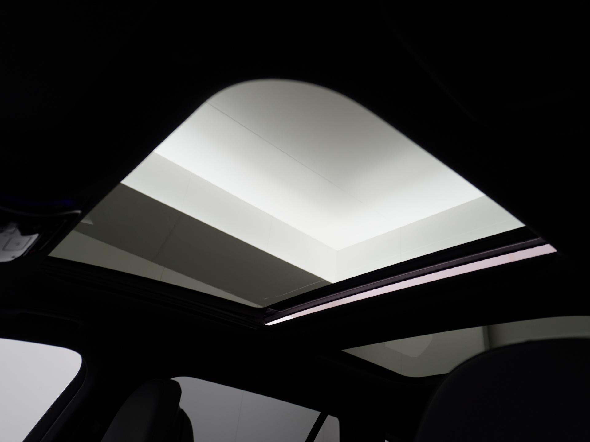 Mercedes-Benz C-Klasse Estate 300 e Business Solution AMG 23