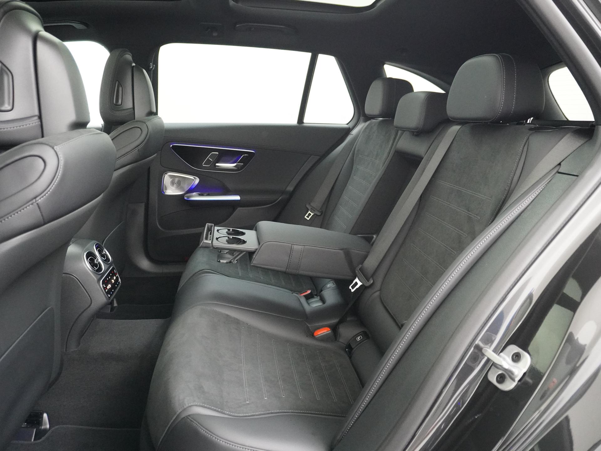 Mercedes-Benz C-Klasse Estate 300 e Business Solution AMG 24