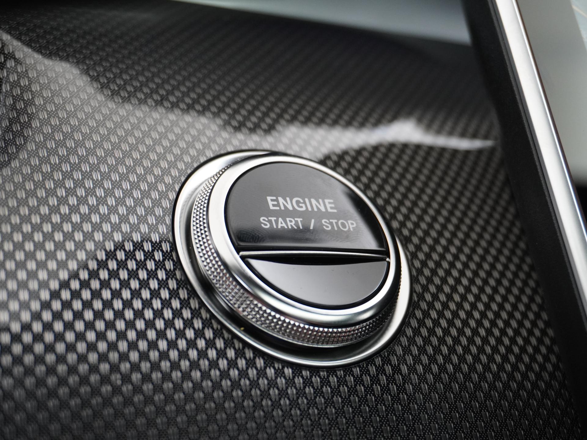 Mercedes-Benz C-Klasse Estate 300 e Business Solution AMG 32