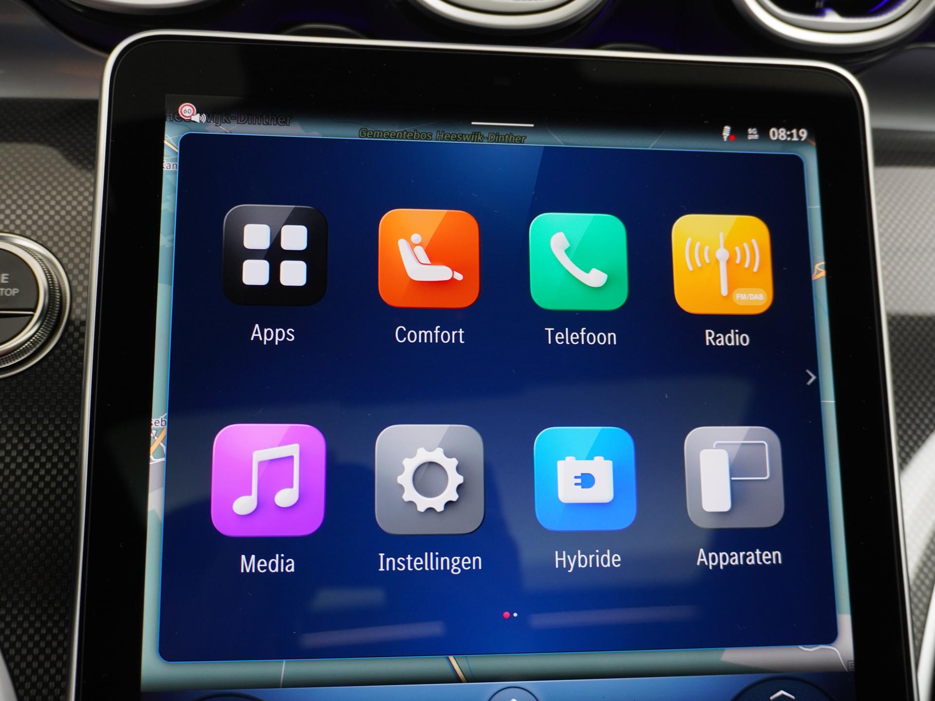 Mercedes-Benz C-Klasse Estate 300 e Business Solution AMG 38