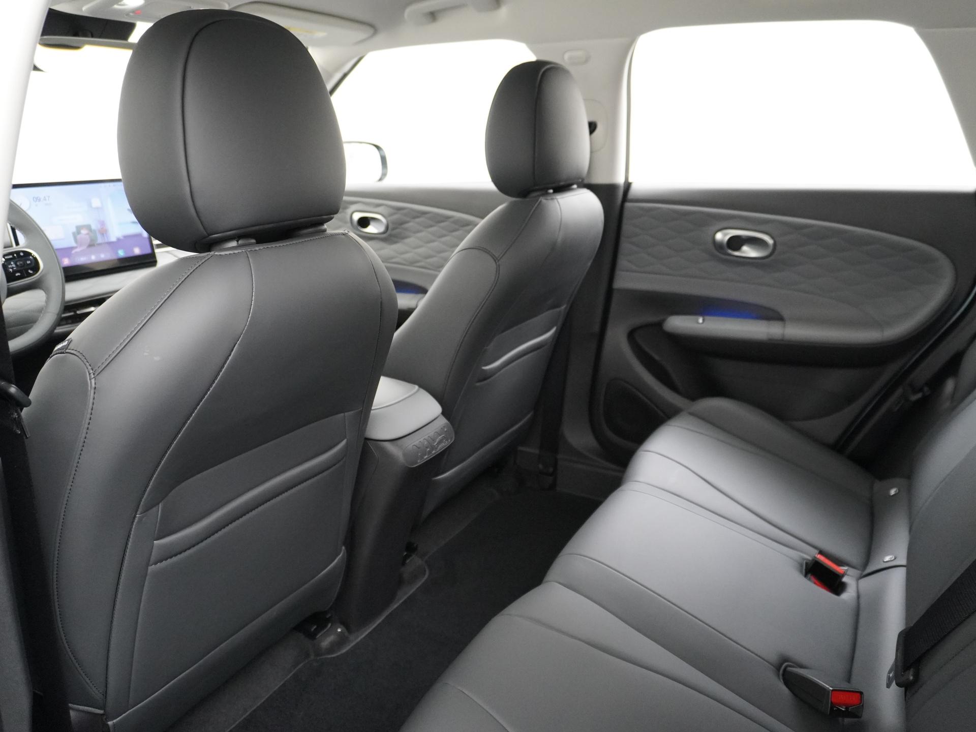 Dongfeng Box Premium Edition 42 kWh 19