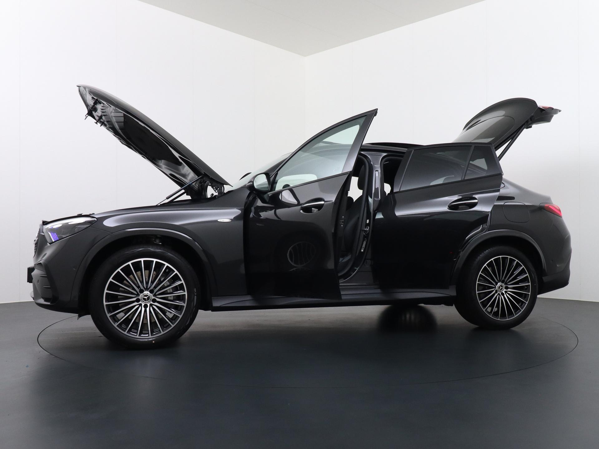 Mercedes-Benz GLC Coupé 300e 4MATIC Sport Edition 10