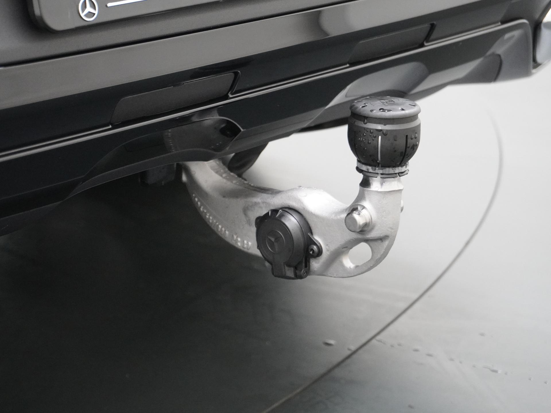 Mercedes-Benz GLC Coupé 300e 4MATIC Sport Edition 12