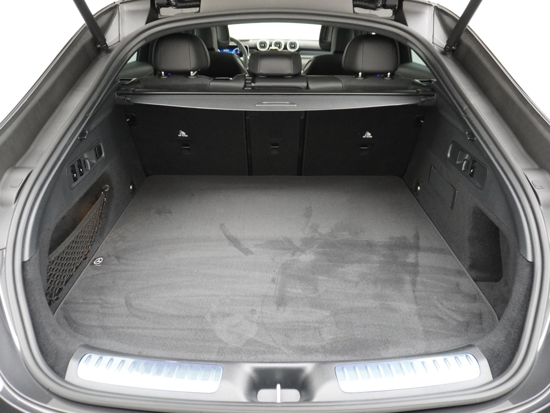 Mercedes-Benz GLC Coupé 300e 4MATIC Sport Edition 13