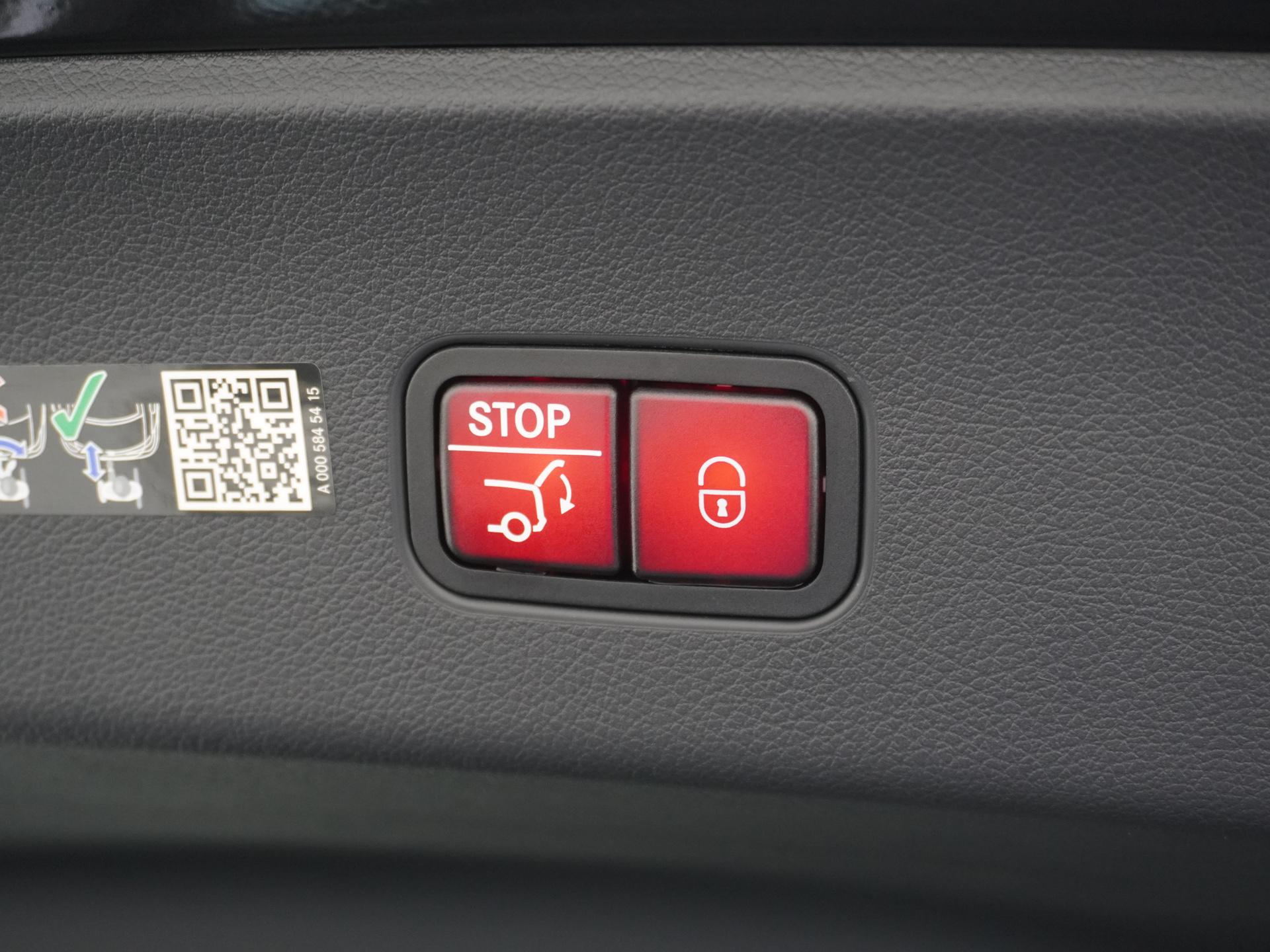 Mercedes-Benz GLC Coupé 300e 4MATIC Sport Edition 14