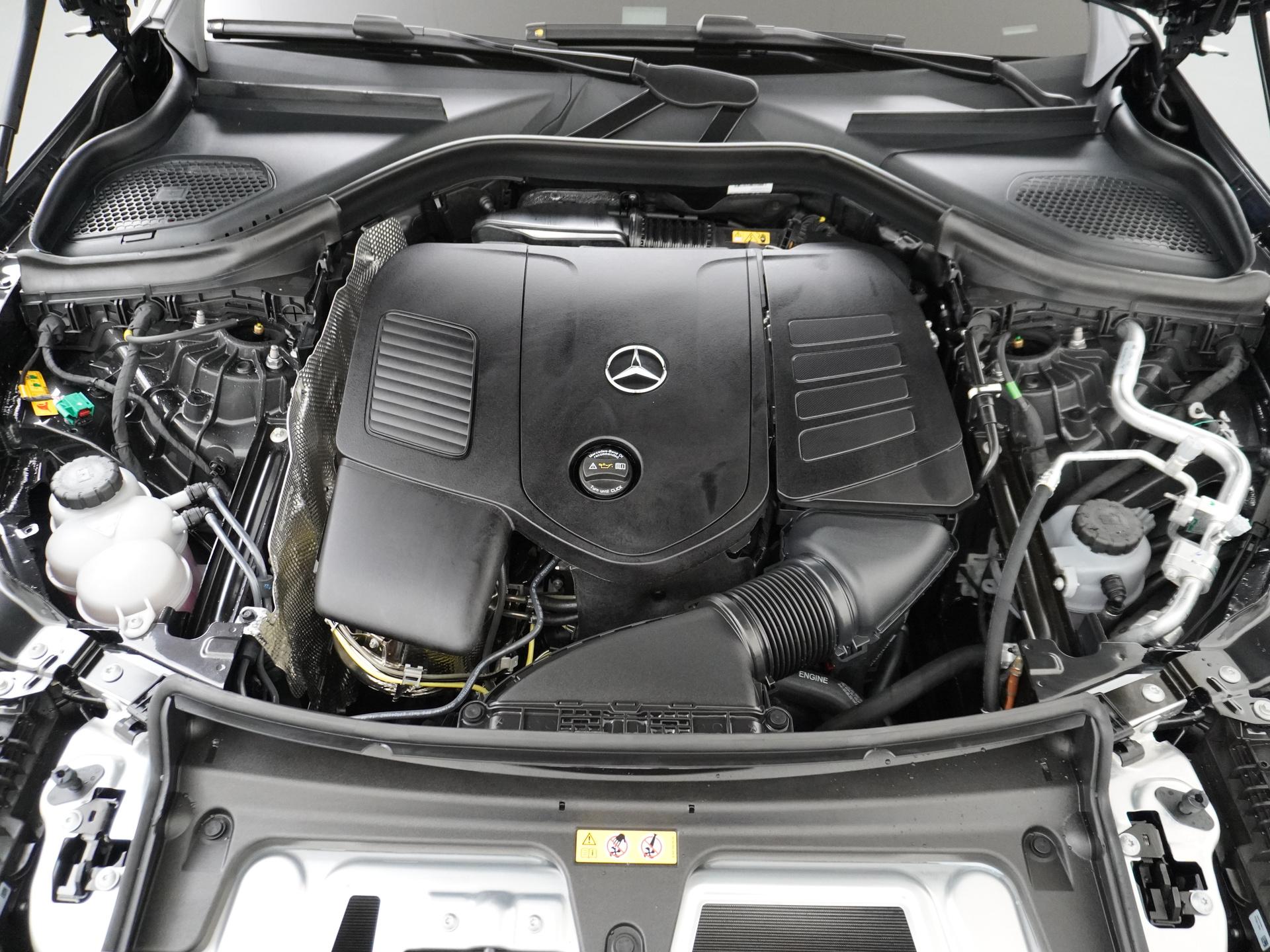 Mercedes-Benz GLC Coupé 300e 4MATIC Sport Edition 18