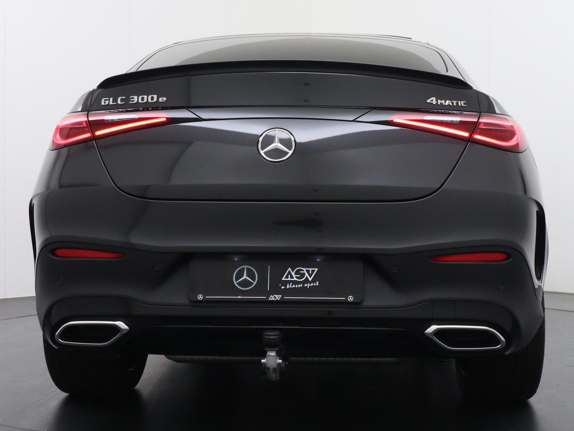 Mercedes-Benz GLC Coupé 300e 4MATIC Sport Edition 3