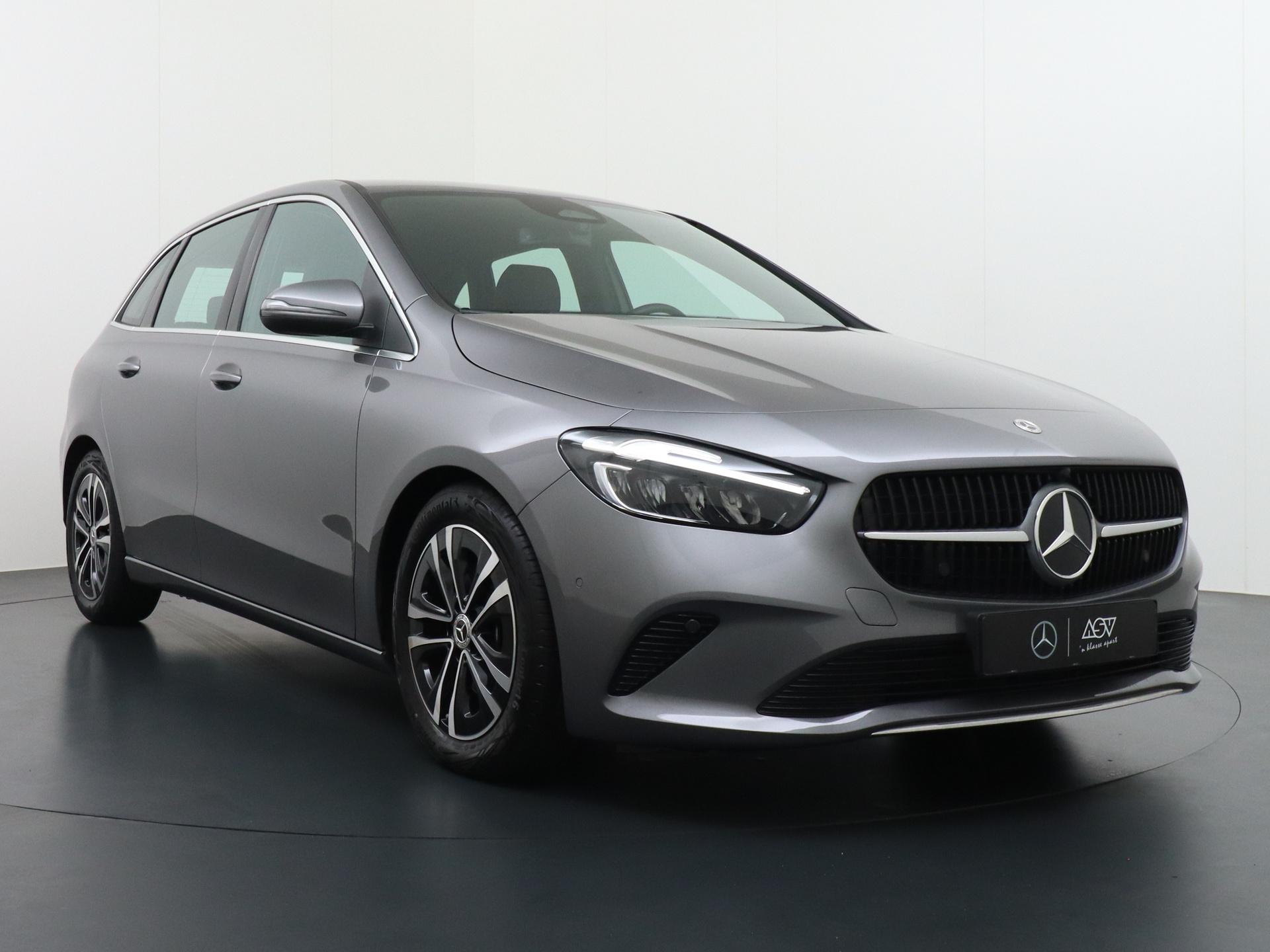 Mercedes-Benz B-Klasse 180d Luxury Line 11