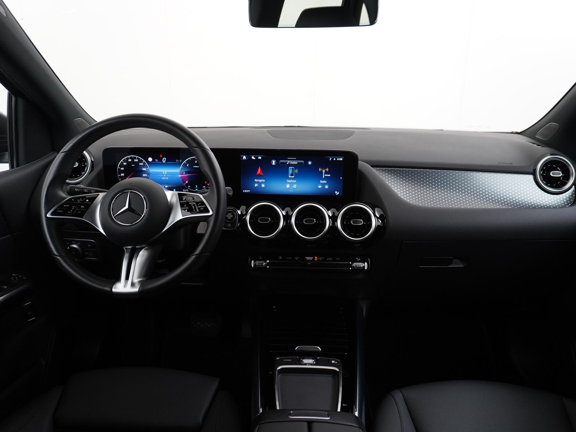 Mercedes-Benz B-Klasse 180d Luxury Line 25