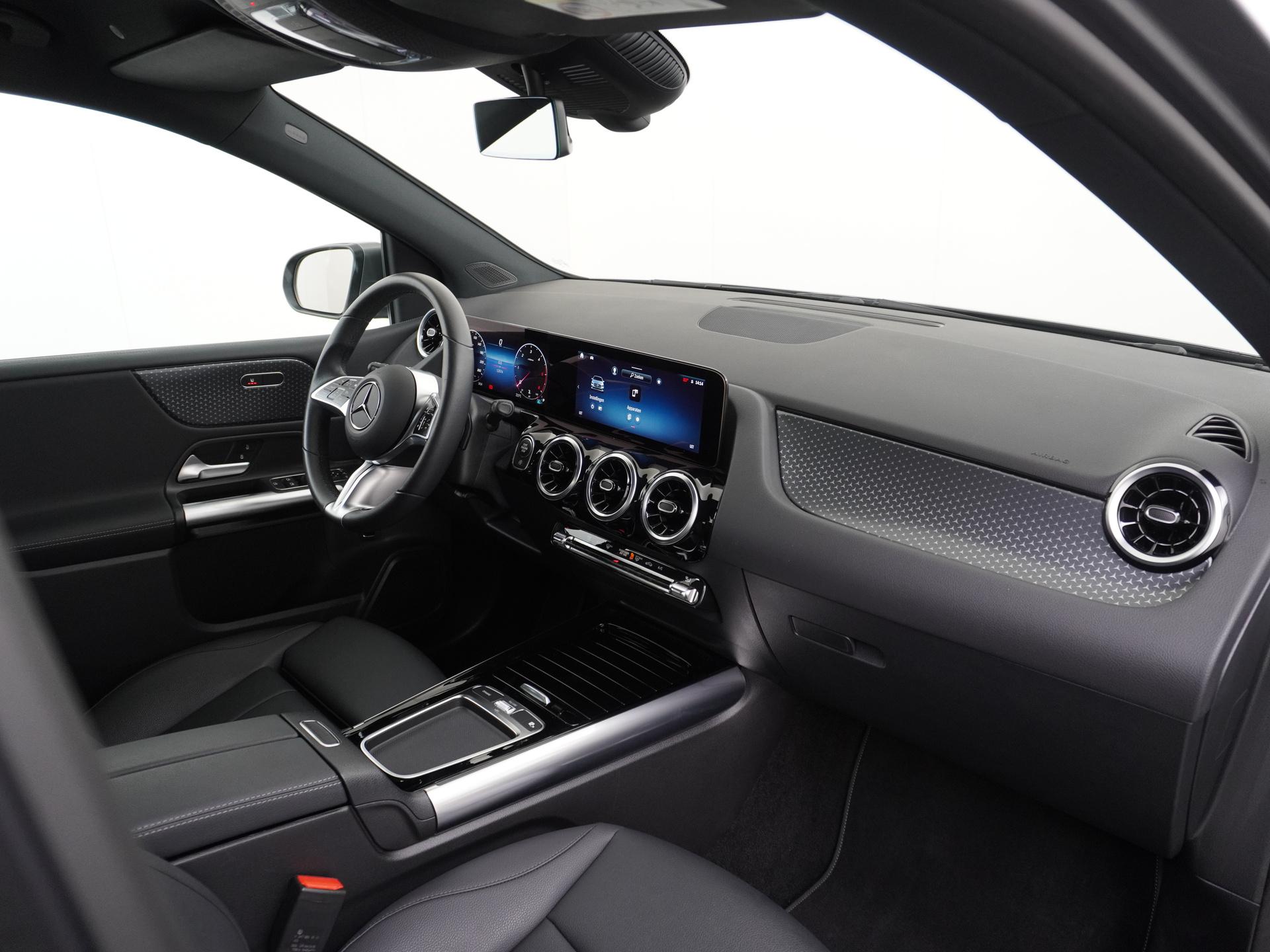 Mercedes-Benz B-Klasse 180d Luxury Line 3