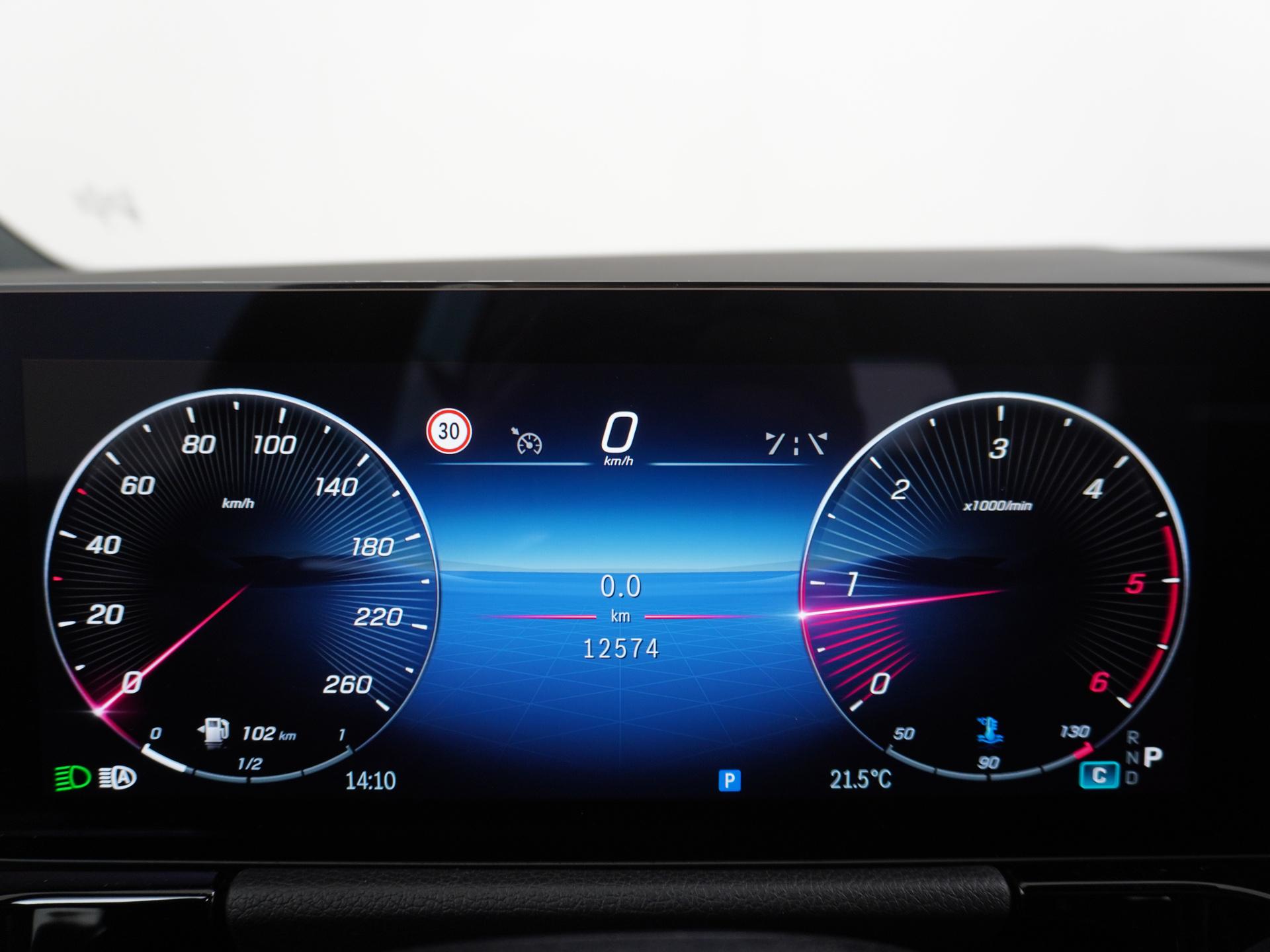 Mercedes-Benz B-Klasse 180d Luxury Line 34