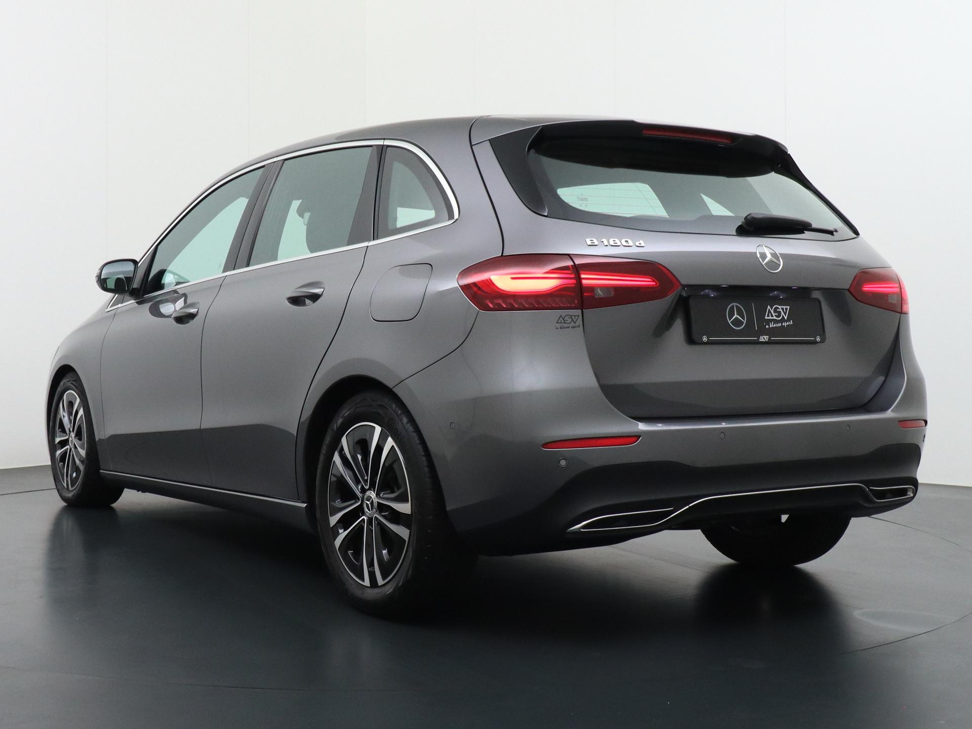 Mercedes-Benz B-Klasse 180d Luxury Line 4