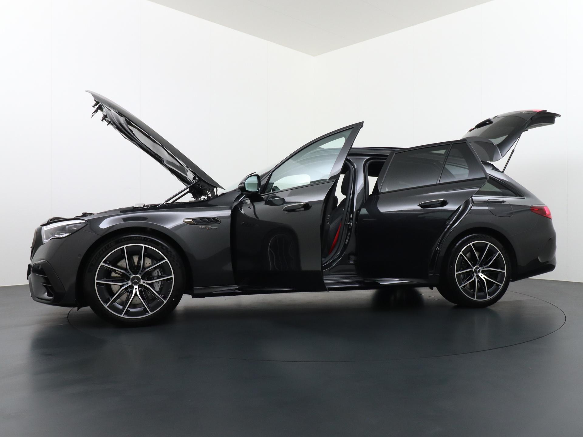 Mercedes-Benz E-Klasse Estate AMG 53 4MATIC+ 17