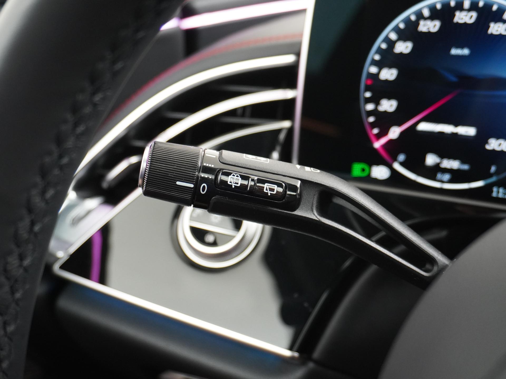 Mercedes-Benz E-Klasse Estate AMG 53 4MATIC+ 33