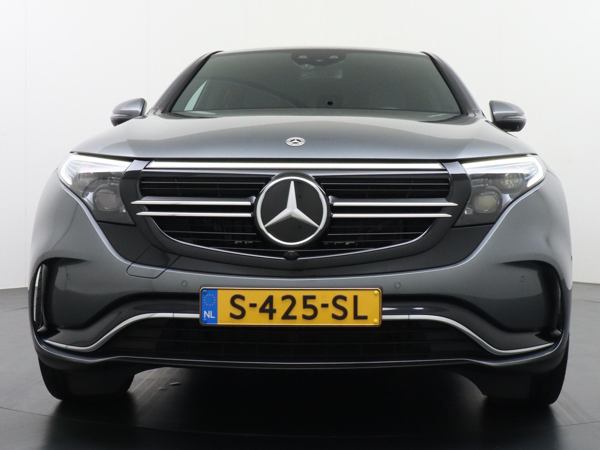Mercedes-Benz EQC 400 4MATIC AMG Line 80 kWh Accu 12