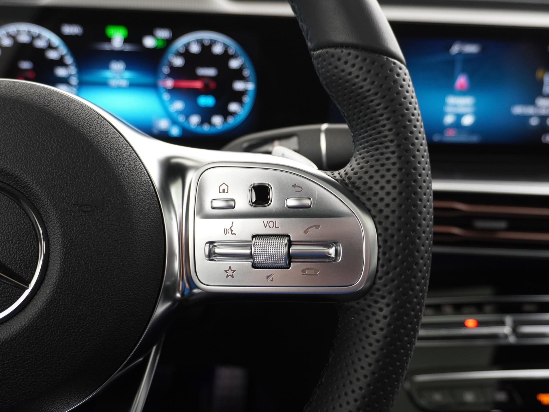 Mercedes-Benz EQC 400 4MATIC AMG Line 80 kWh Accu 34