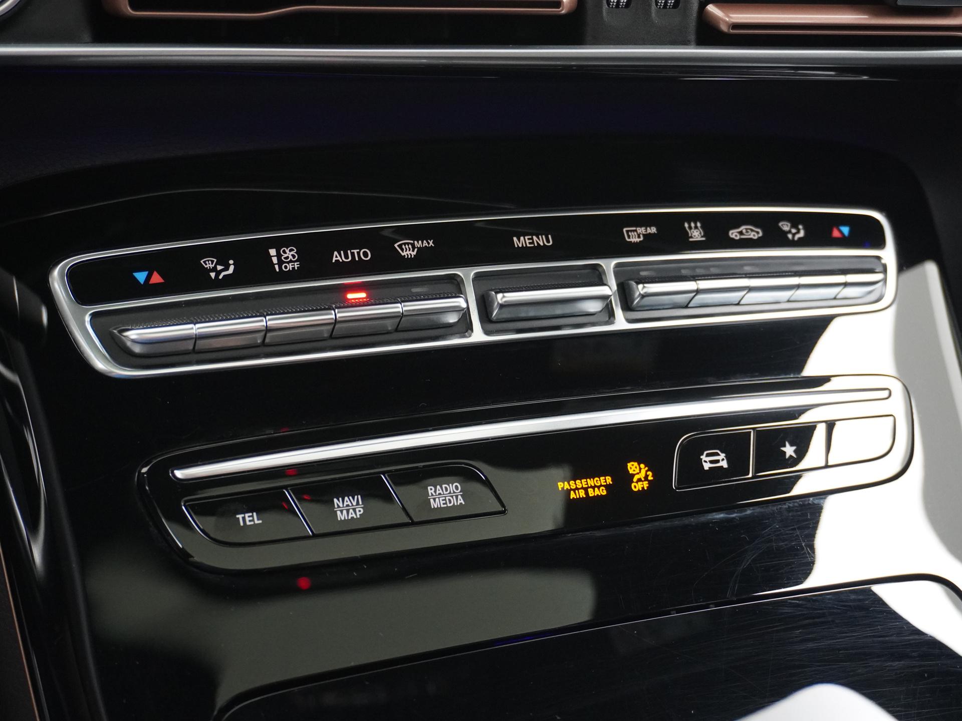 Mercedes-Benz EQC 400 4MATIC AMG Line 80 kWh Accu 45