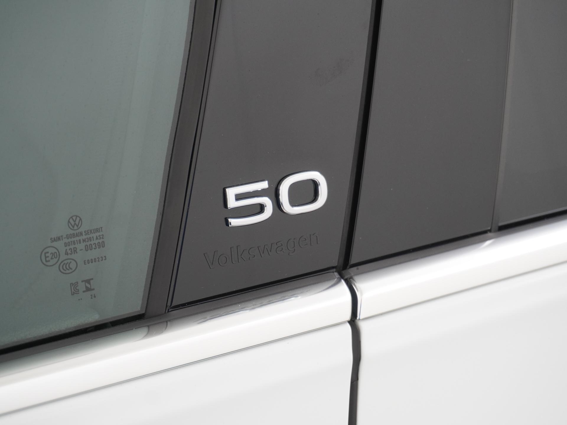 Volkswagen Golf 1.5 eHybrid 50 Edition 10