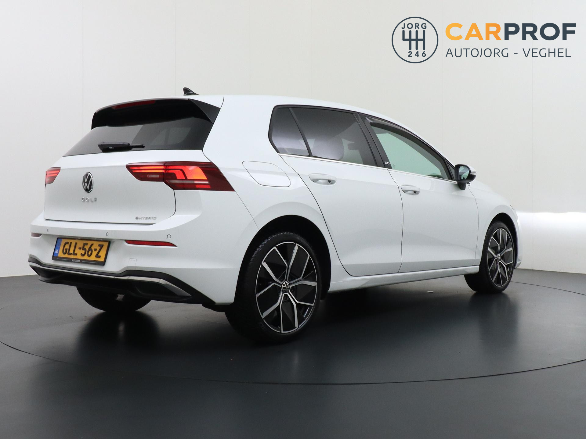 Volkswagen Golf 1.5 eHybrid 50 Edition 2
