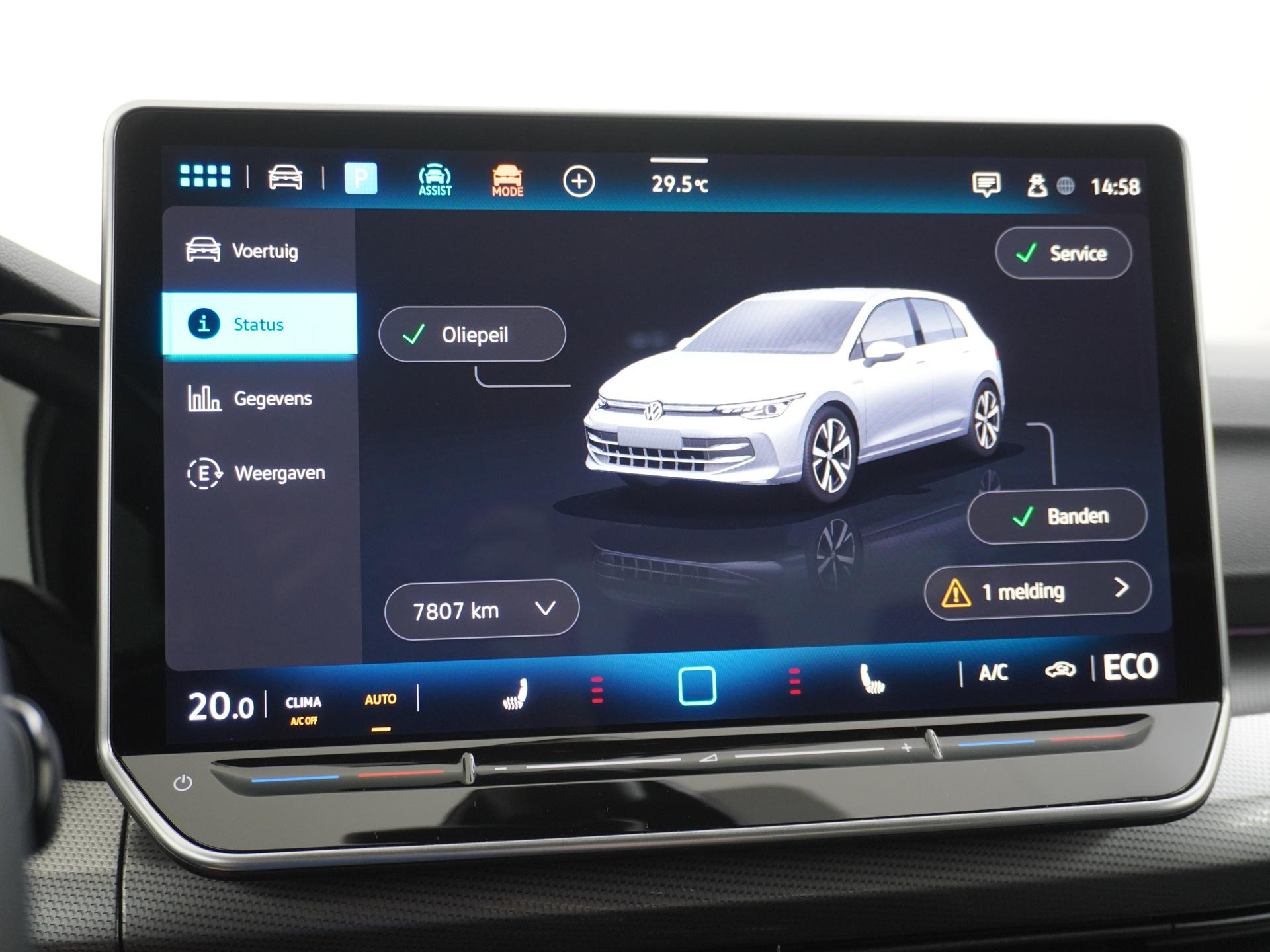 Volkswagen Golf 1.5 eHybrid 50 Edition 34