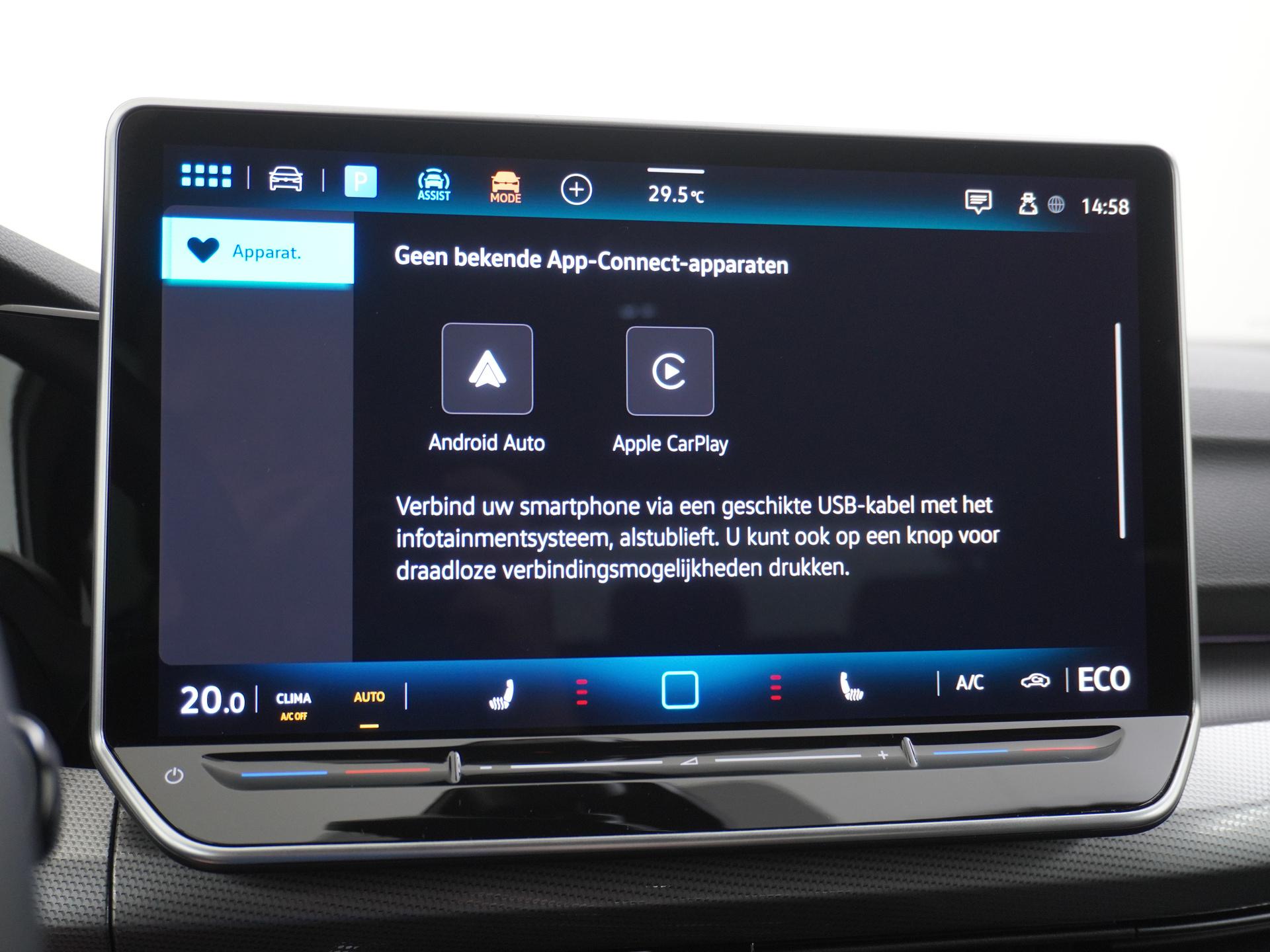 Volkswagen Golf 1.5 eHybrid 50 Edition 35