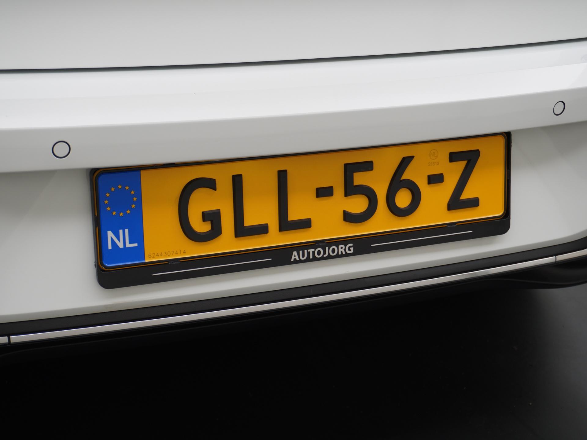 Volkswagen Golf 1.5 eHybrid 50 Edition 5