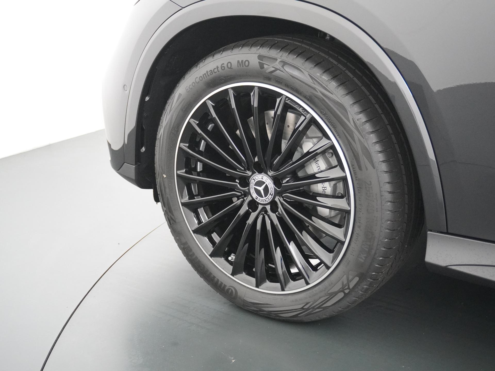 Mercedes-Benz GLC Coupé 300e 4MATIC Sport Edition 16