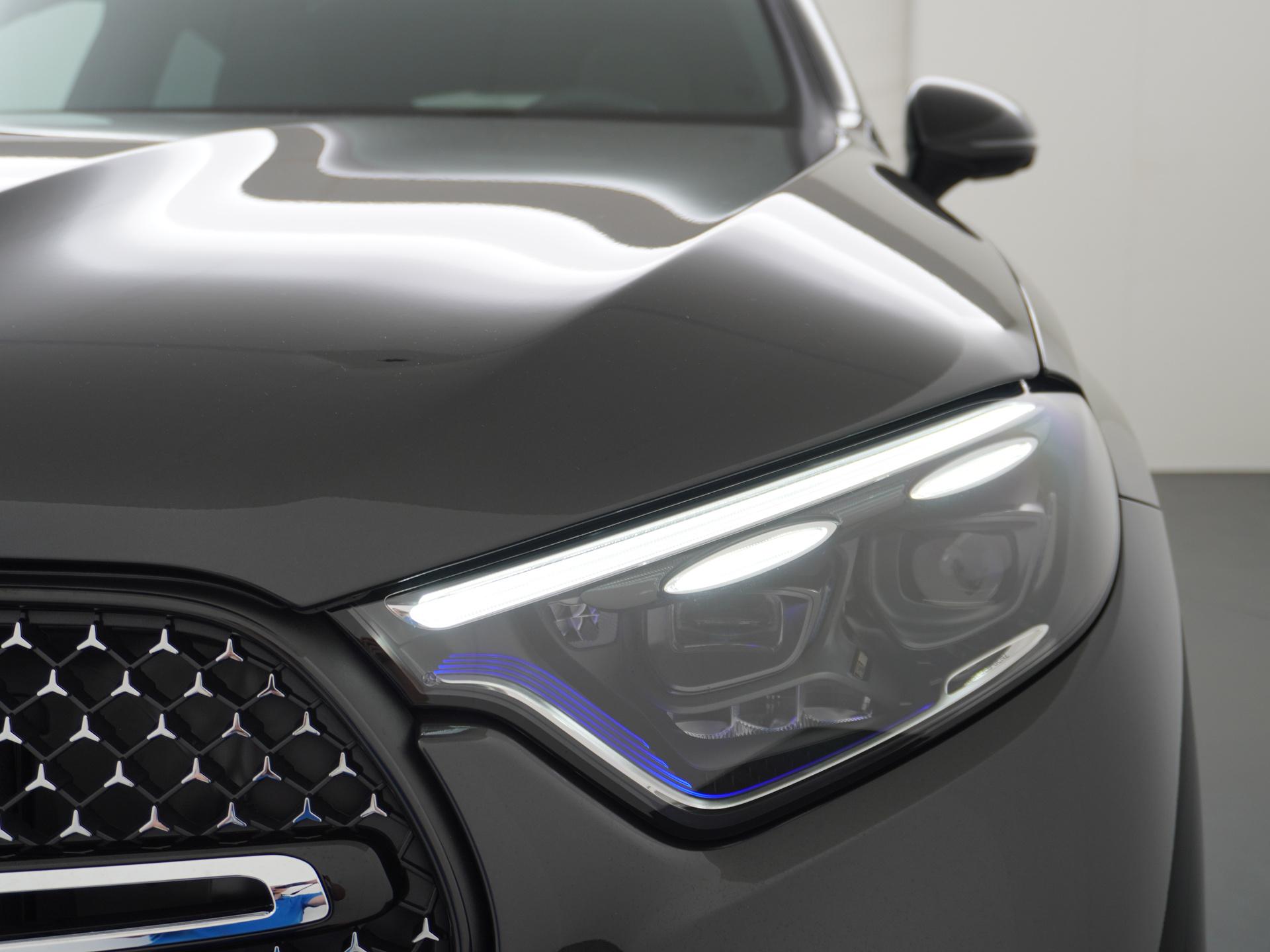 Mercedes-Benz GLC Coupé 300e 4MATIC Sport Edition 17