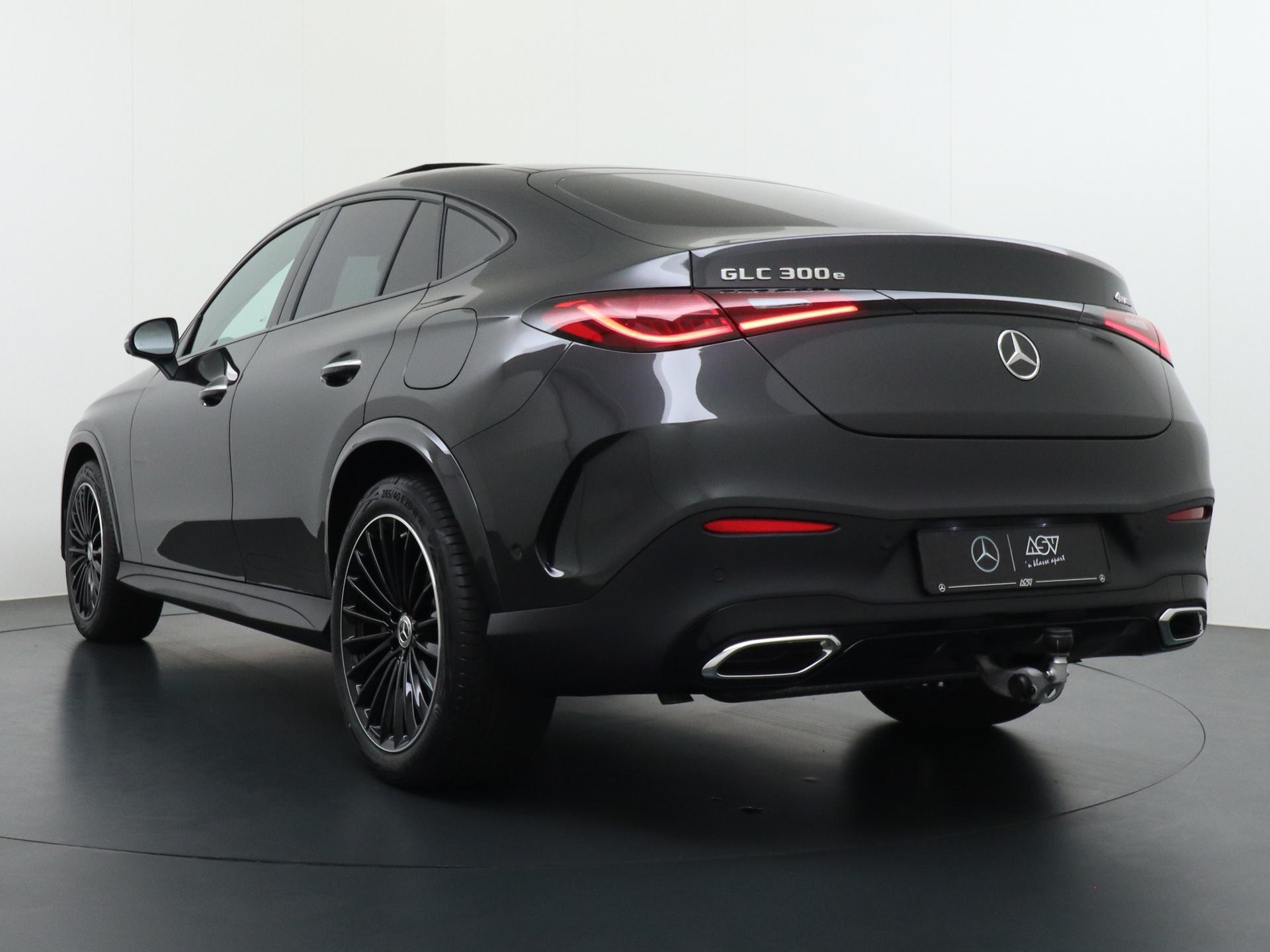 Mercedes-Benz GLC Coupé 300e 4MATIC Sport Edition 2