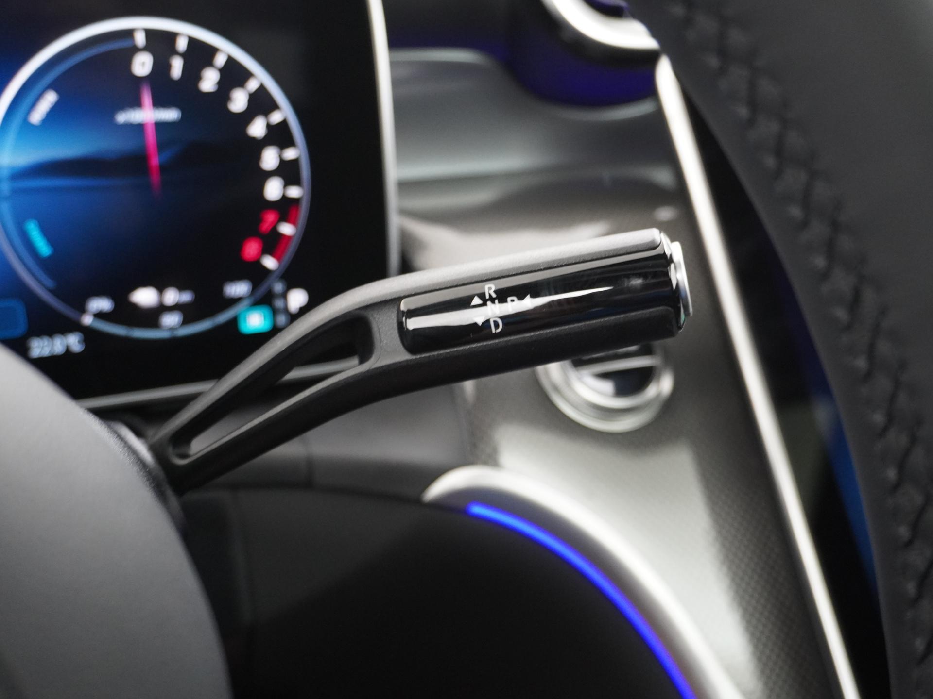 Mercedes-Benz GLC Coupé 300e 4MATIC Sport Edition 32