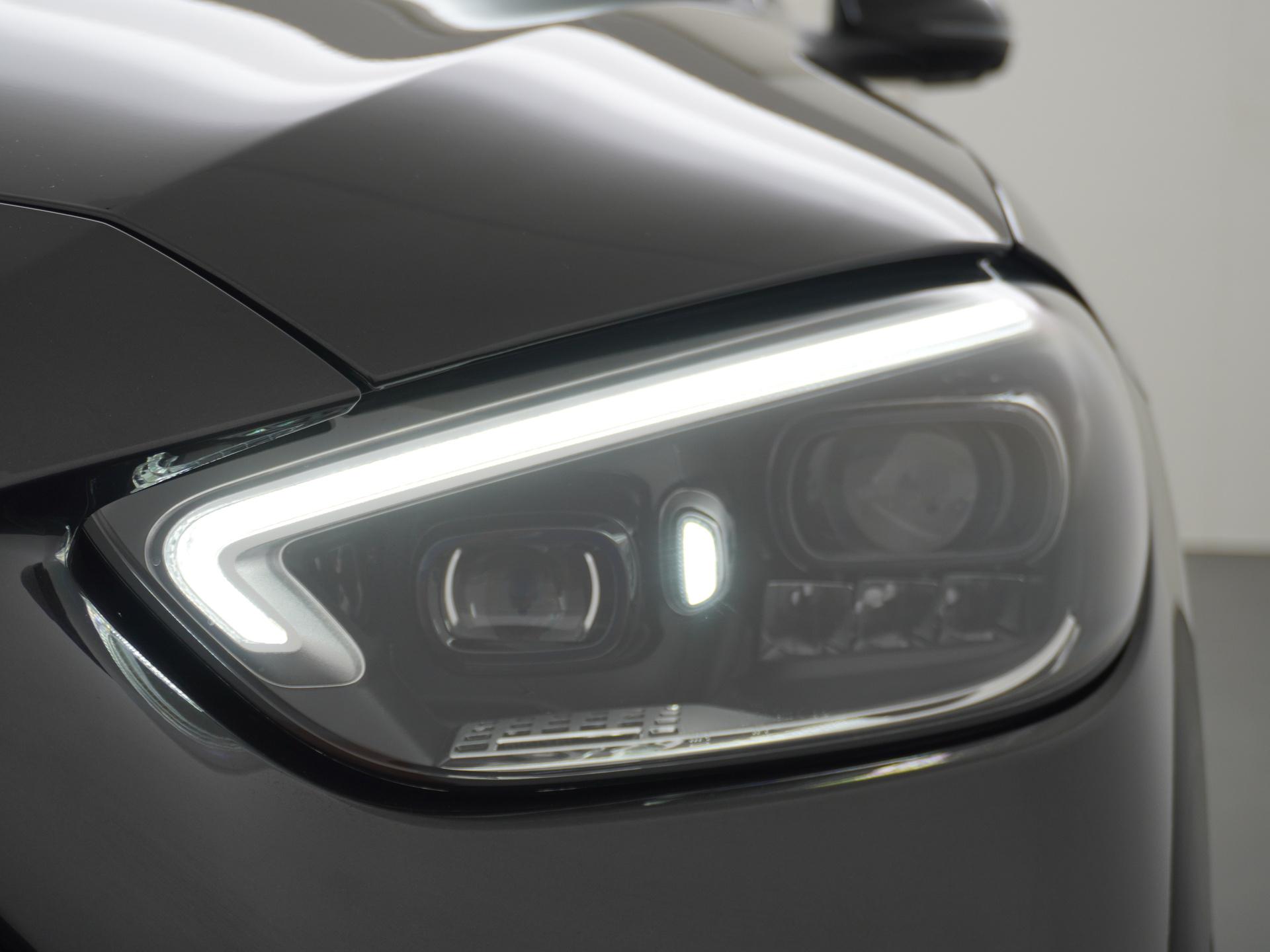 Mercedes-Benz C-Klasse Estate 300 e Business Solution AMG 17