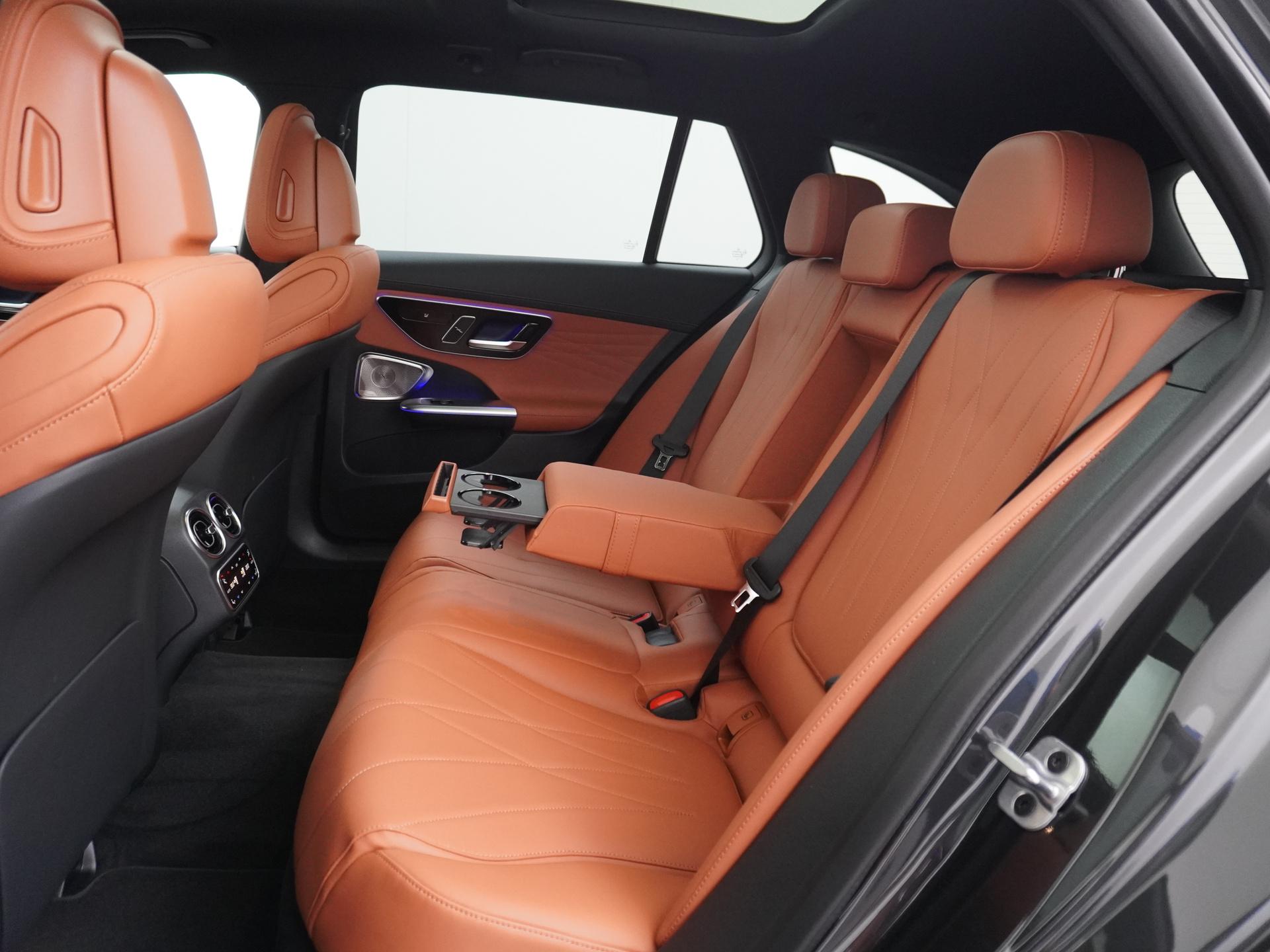 Mercedes-Benz C-Klasse Estate 300 e Business Solution AMG 25