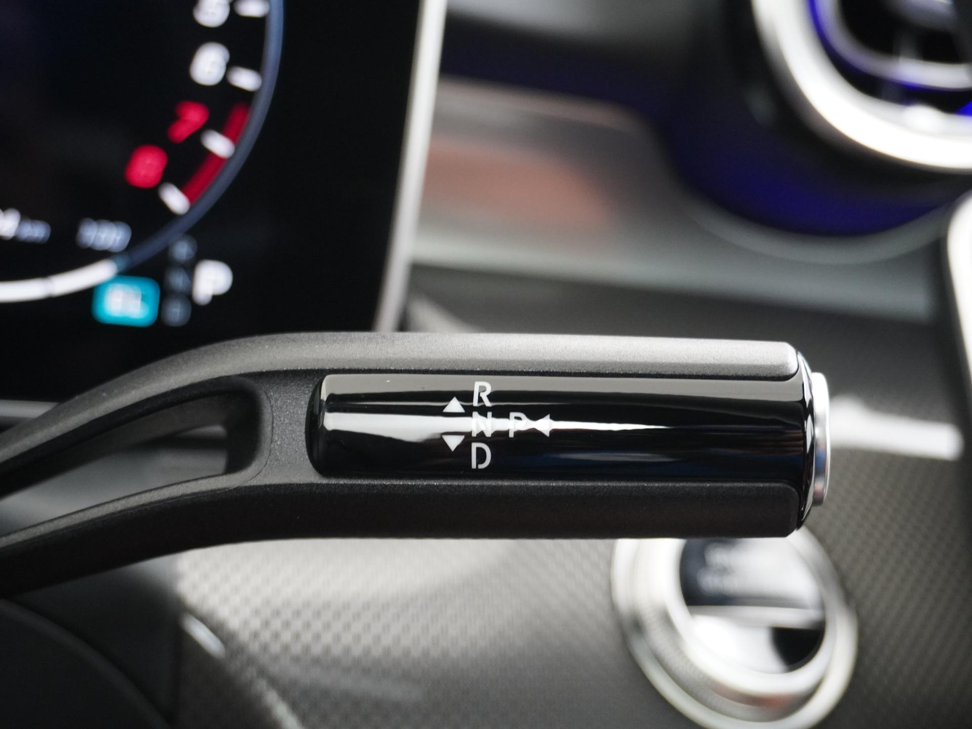 Mercedes-Benz C-Klasse Estate 300 e Business Solution AMG 32