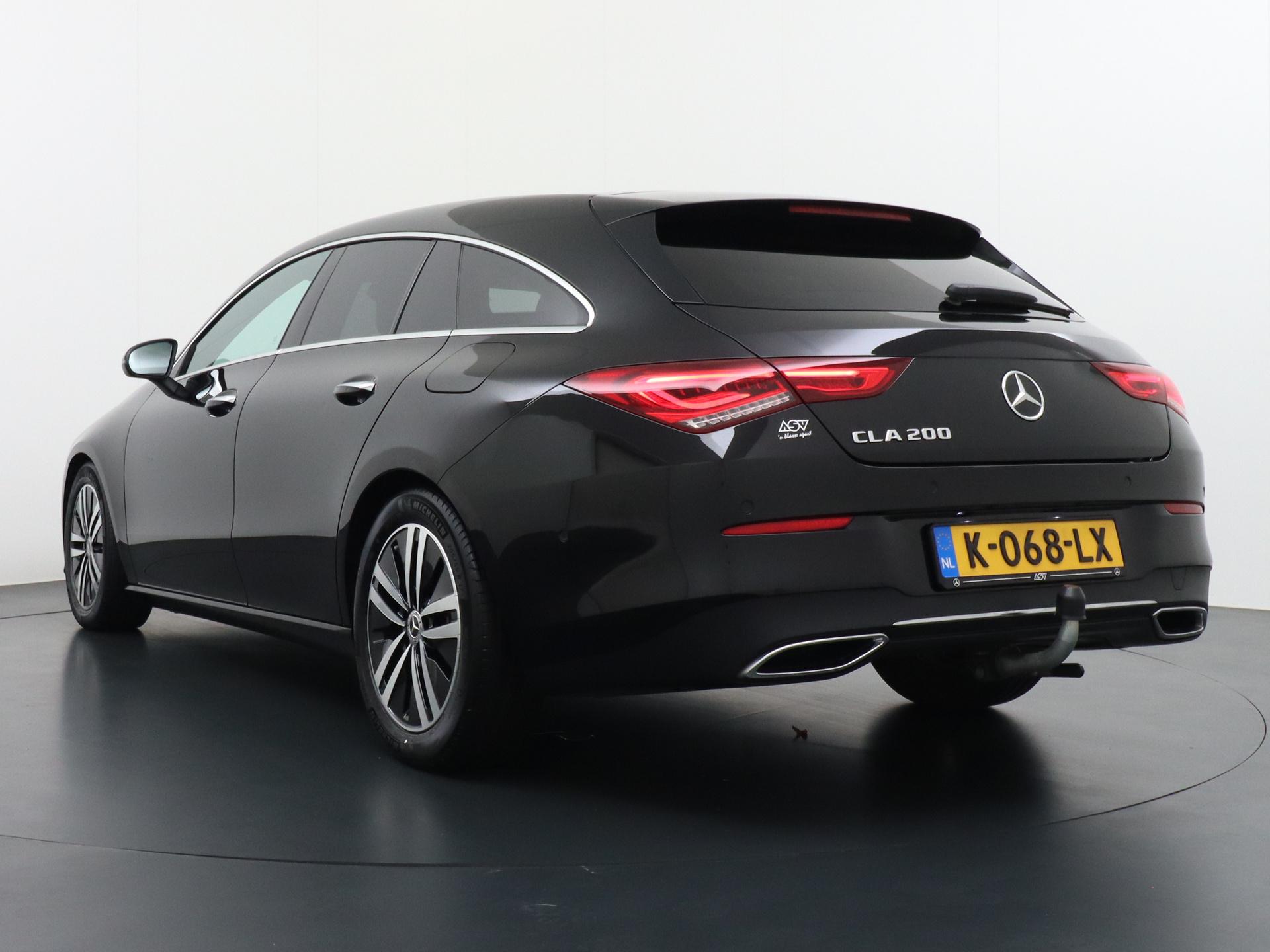 Mercedes-Benz CLA-Klasse Shooting Brake 200 Business Solution Luxury 2