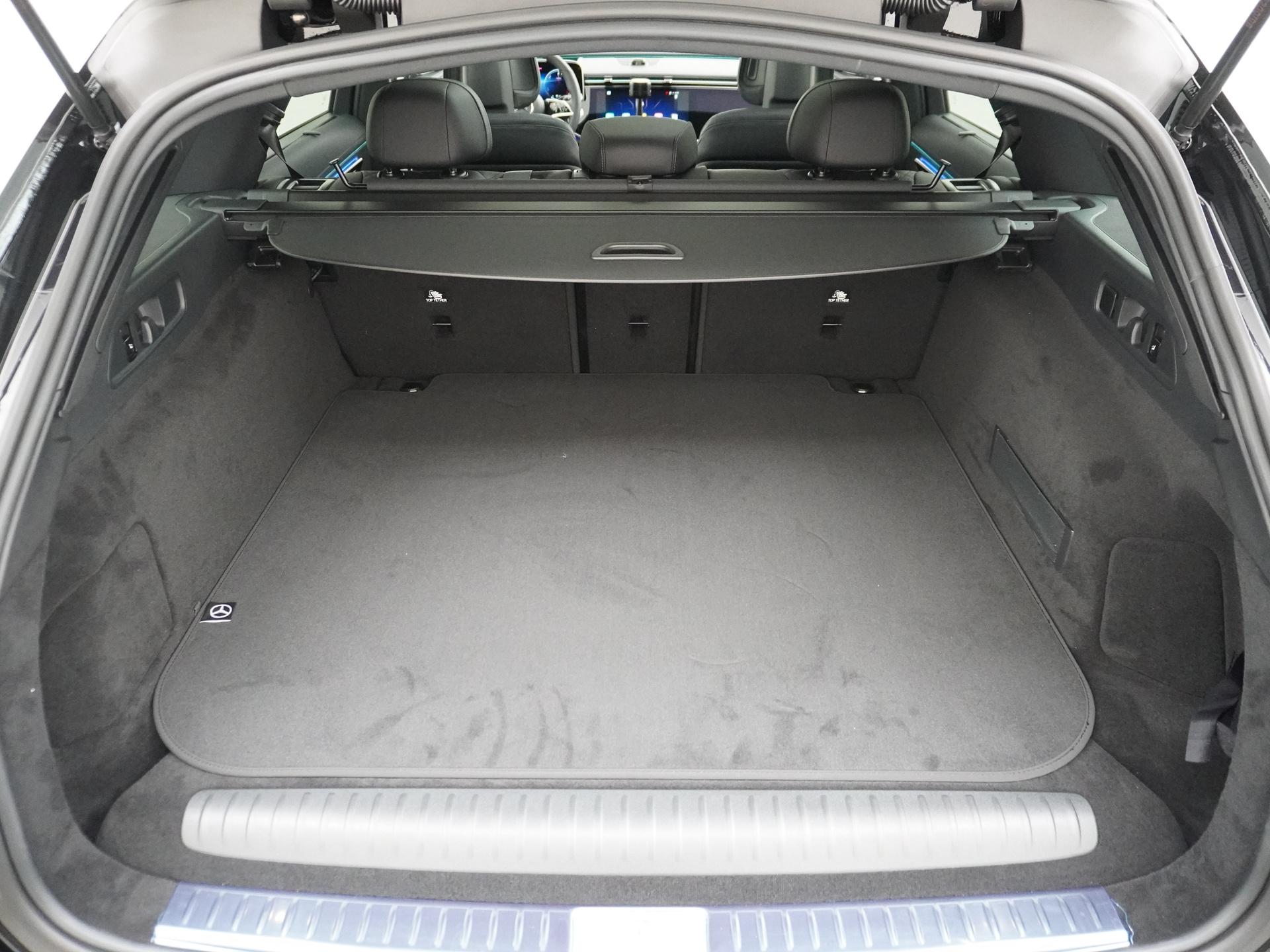 Mercedes-Benz E-Klasse Estate 300 e Exclusive Line 13