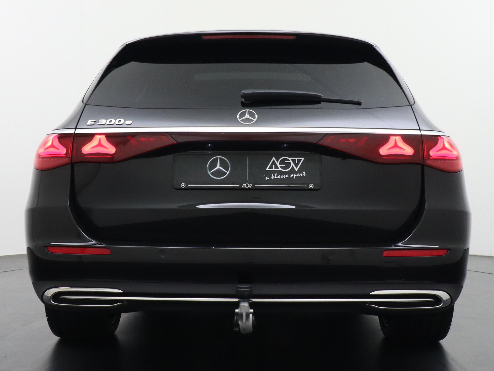 Mercedes-Benz E-Klasse Estate 300 e Exclusive Line 3