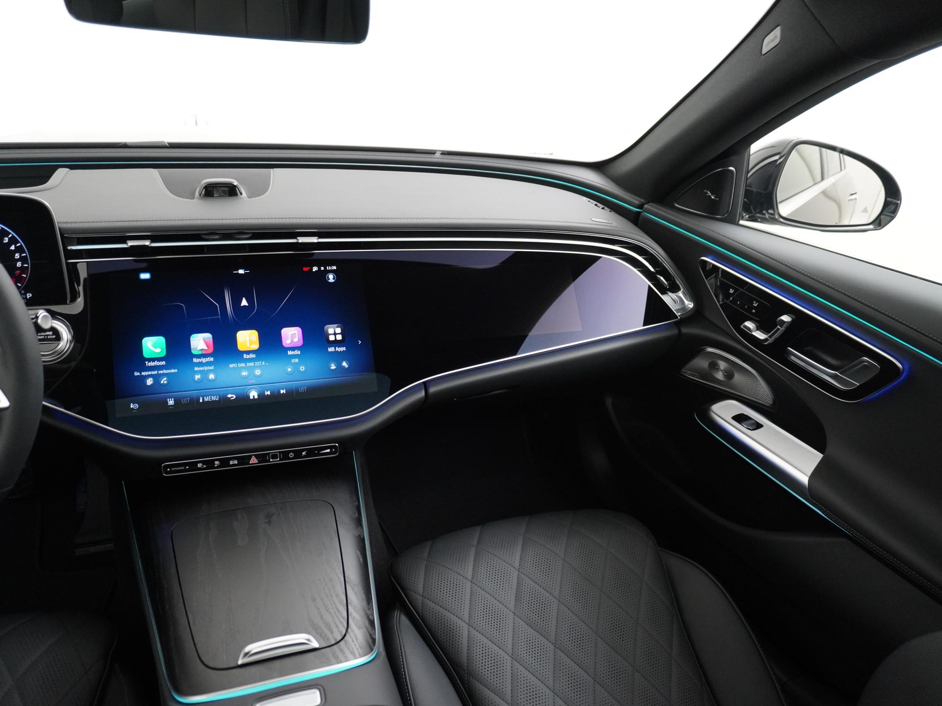 Mercedes-Benz E-Klasse Estate 300 e Exclusive Line 31