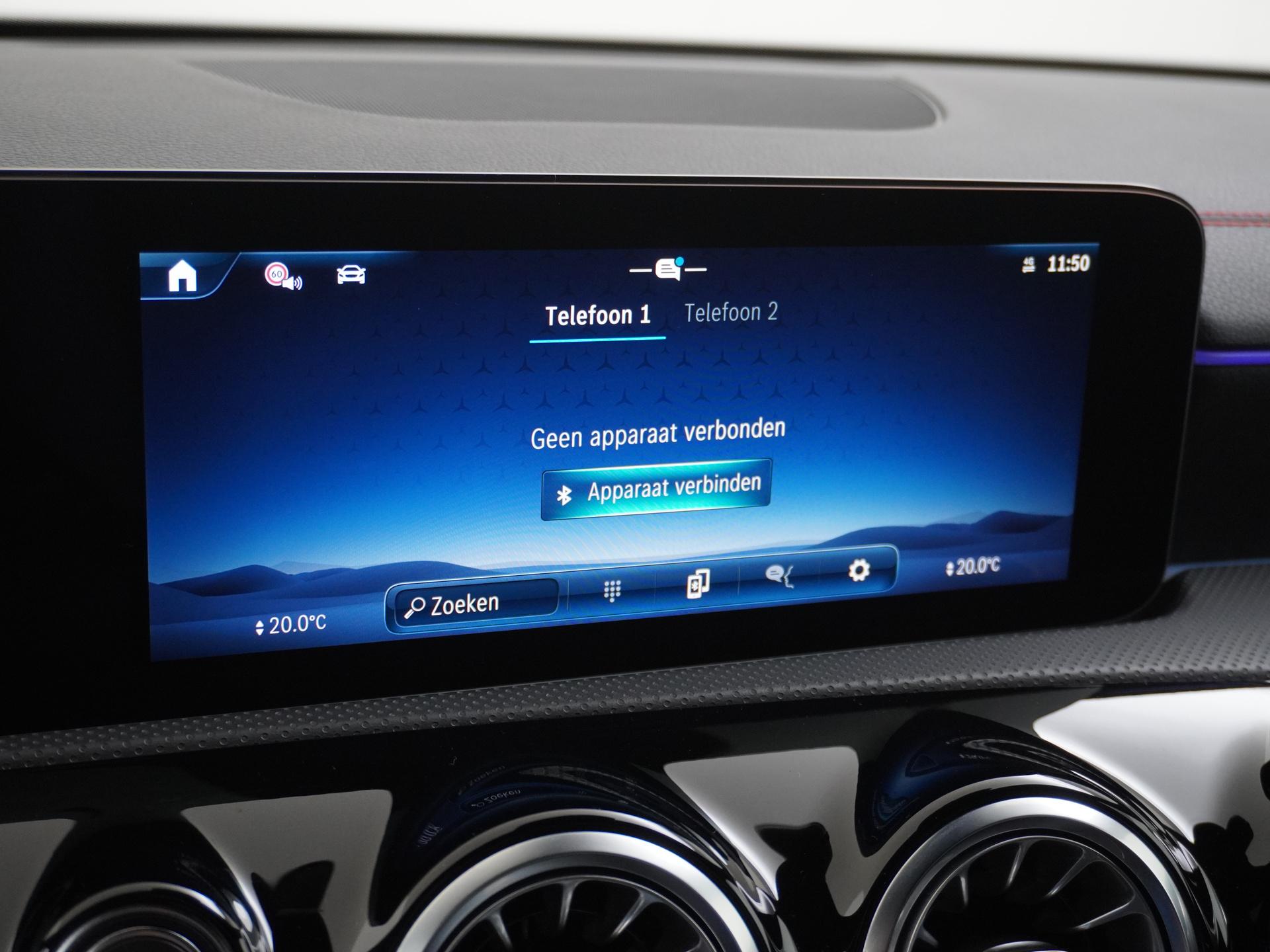 Mercedes-Benz CLA-Klasse 180 AMG Line Star Edition 37