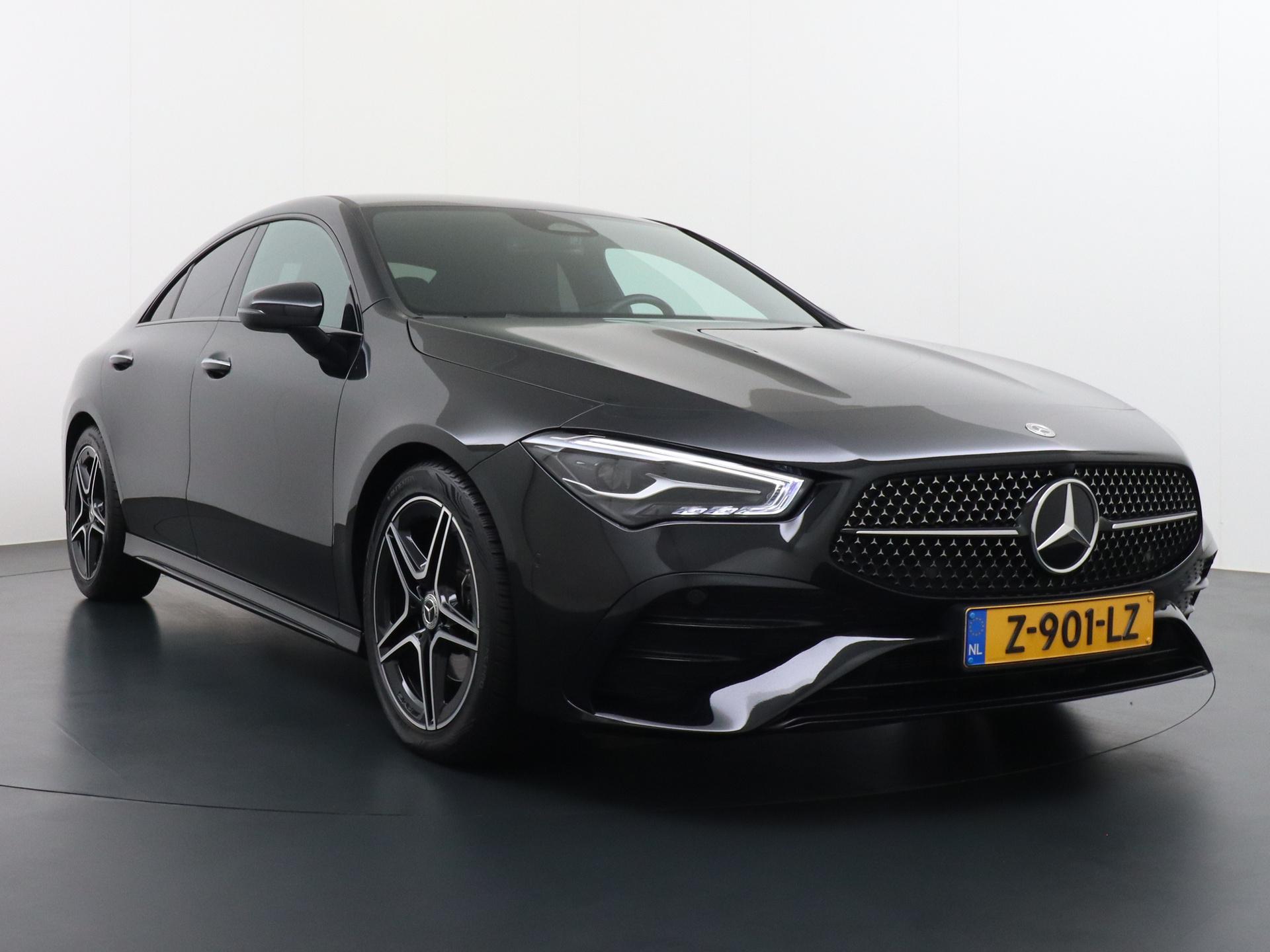 Mercedes-Benz CLA-Klasse 180 AMG Line Star Edition 9