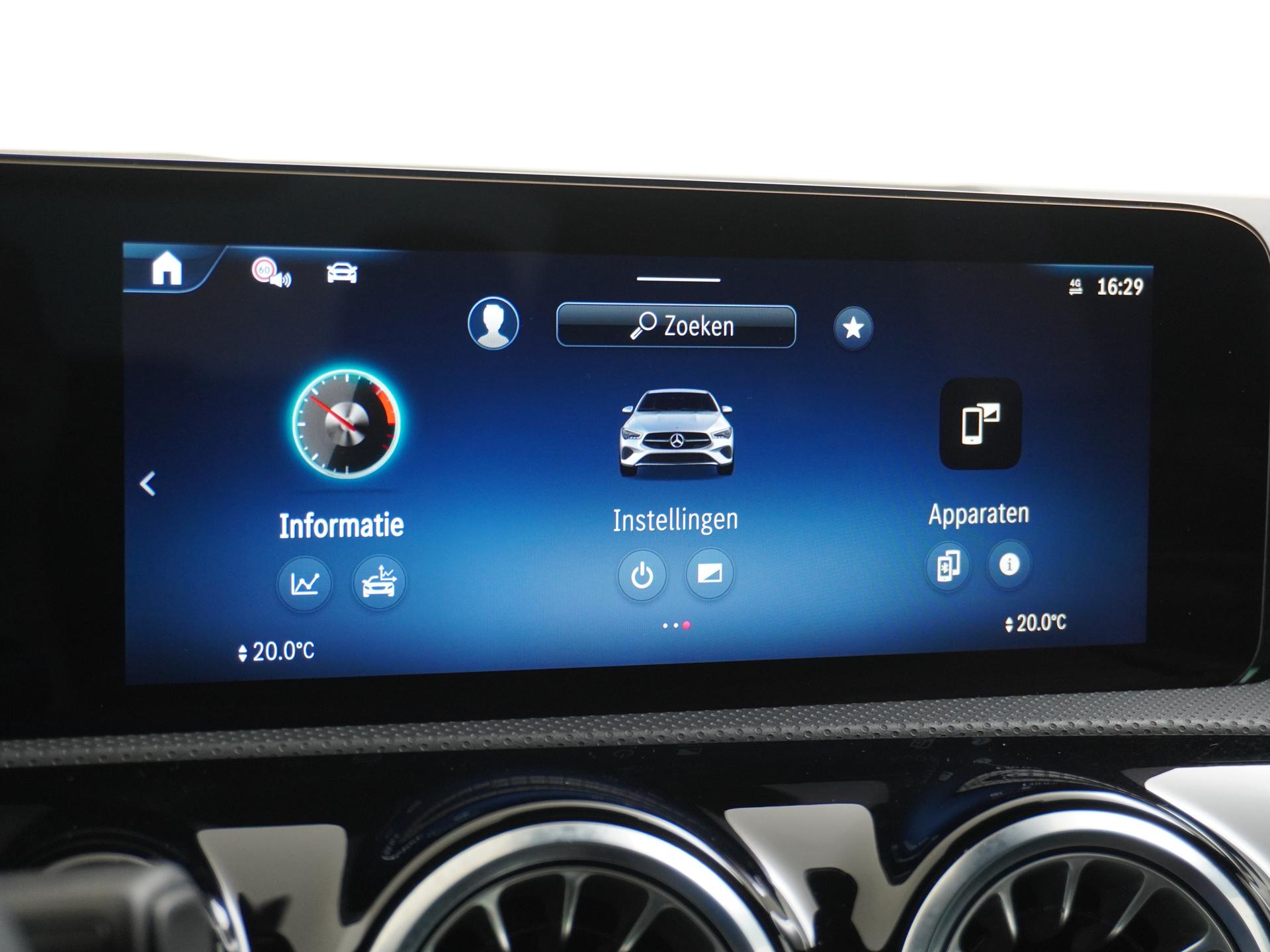 Mercedes-Benz CLA-Klasse 180 AMG Line Star Edition 39