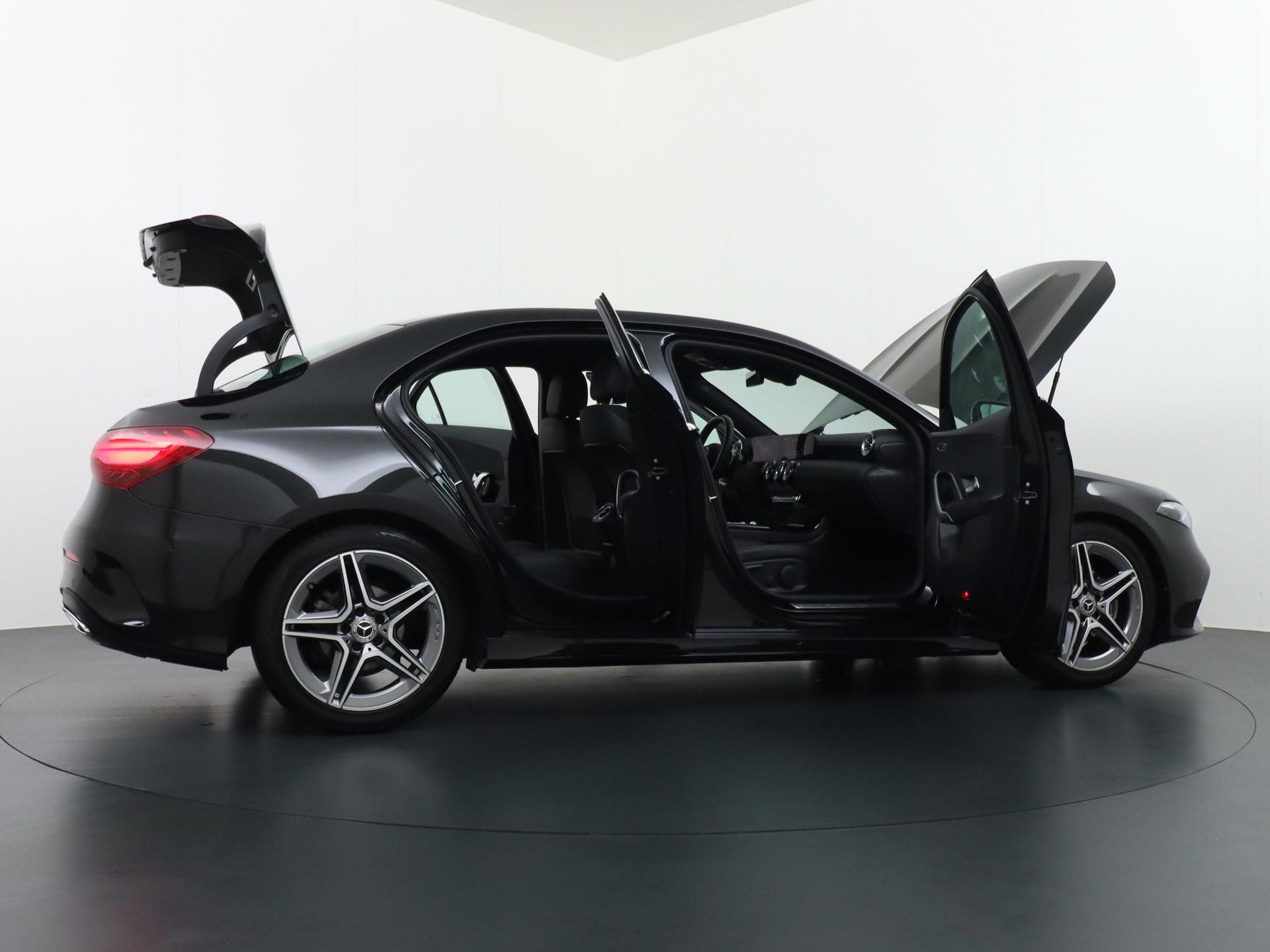 Mercedes-Benz A-Klasse 180 AMG Line Star Edition 15