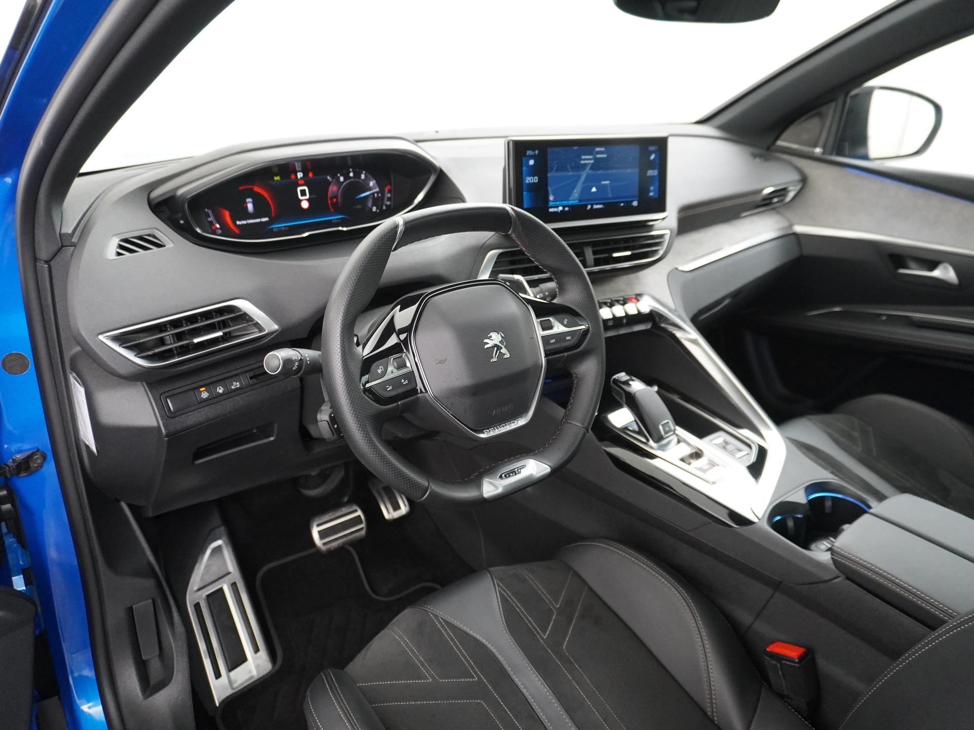 Peugeot 3008 1.6 PureTech GT 11