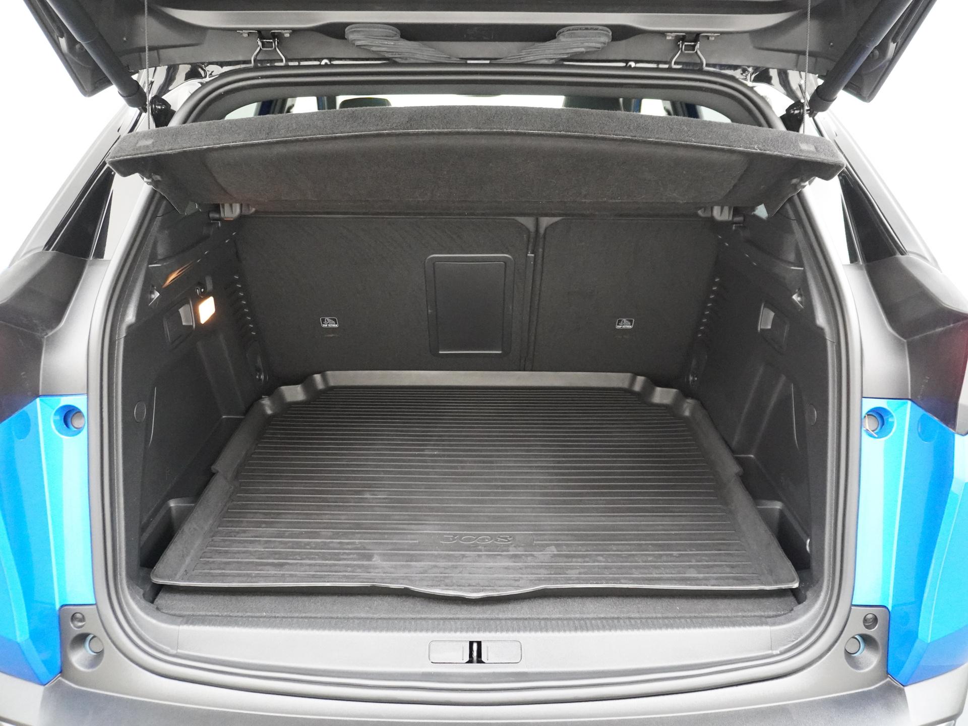 Peugeot 3008 1.6 PureTech GT 6